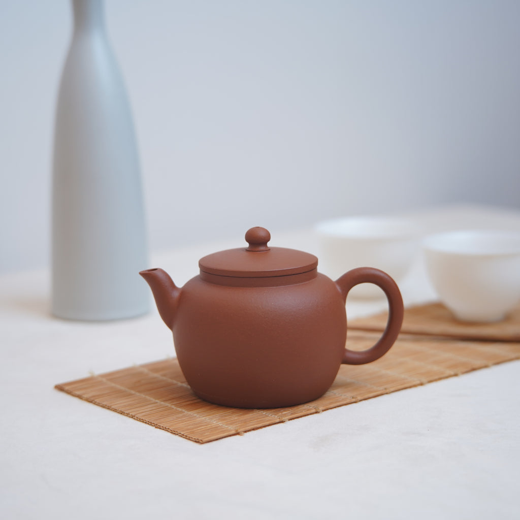已售出）*新品*【蓮芯壺】全手工原礦朱泥紫砂茶壺– Cha-Tailor Tea