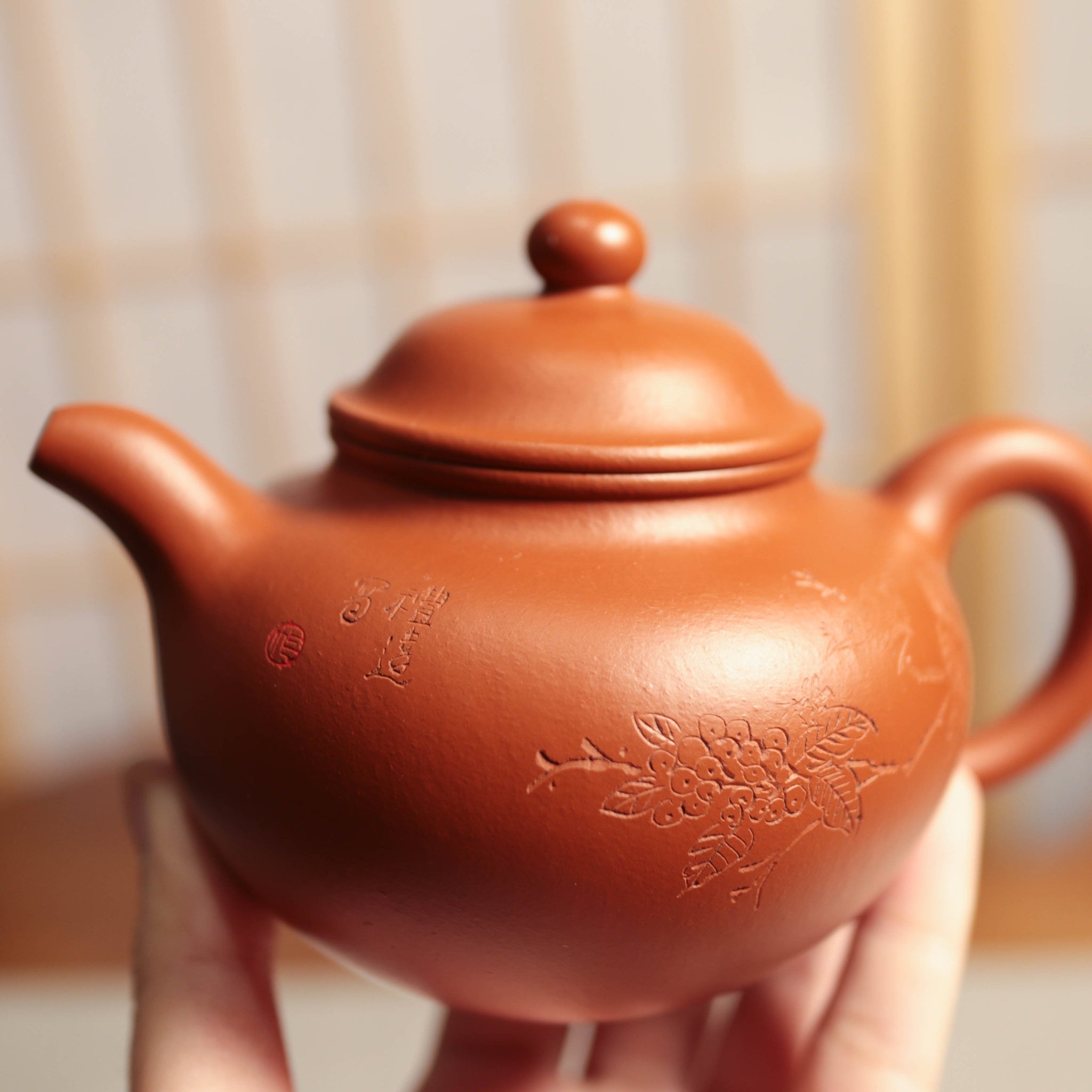 *Autumn Reward｜Buy one, get five free* [Pick up one] Fully handmade raw ore red clay carved purple sand teapot