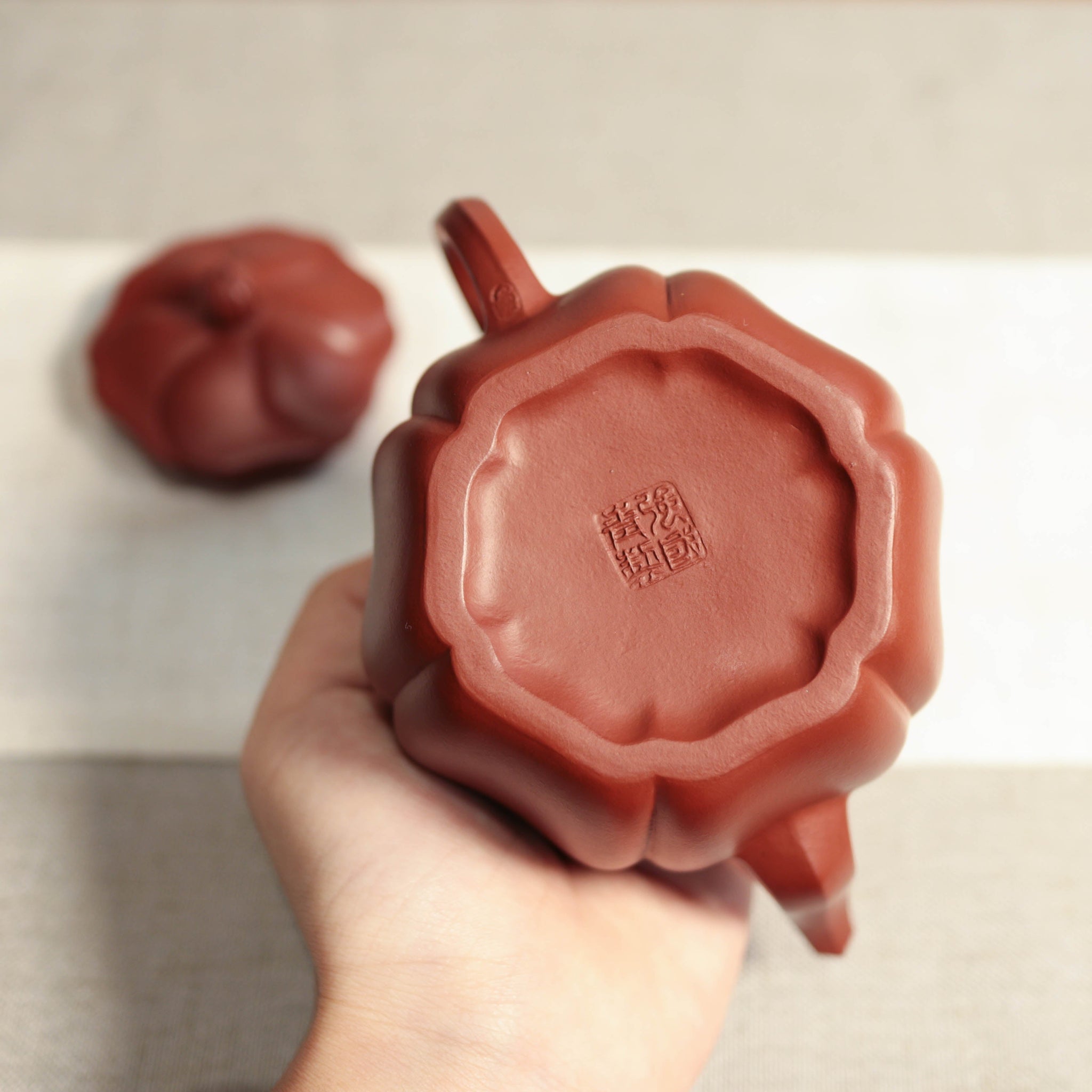 *Autumn reward｜Buy one get five free* [Linghua Autumn Water] Fully handmade Dahongpao ribbed purple clay teapot (lid slightly defective)