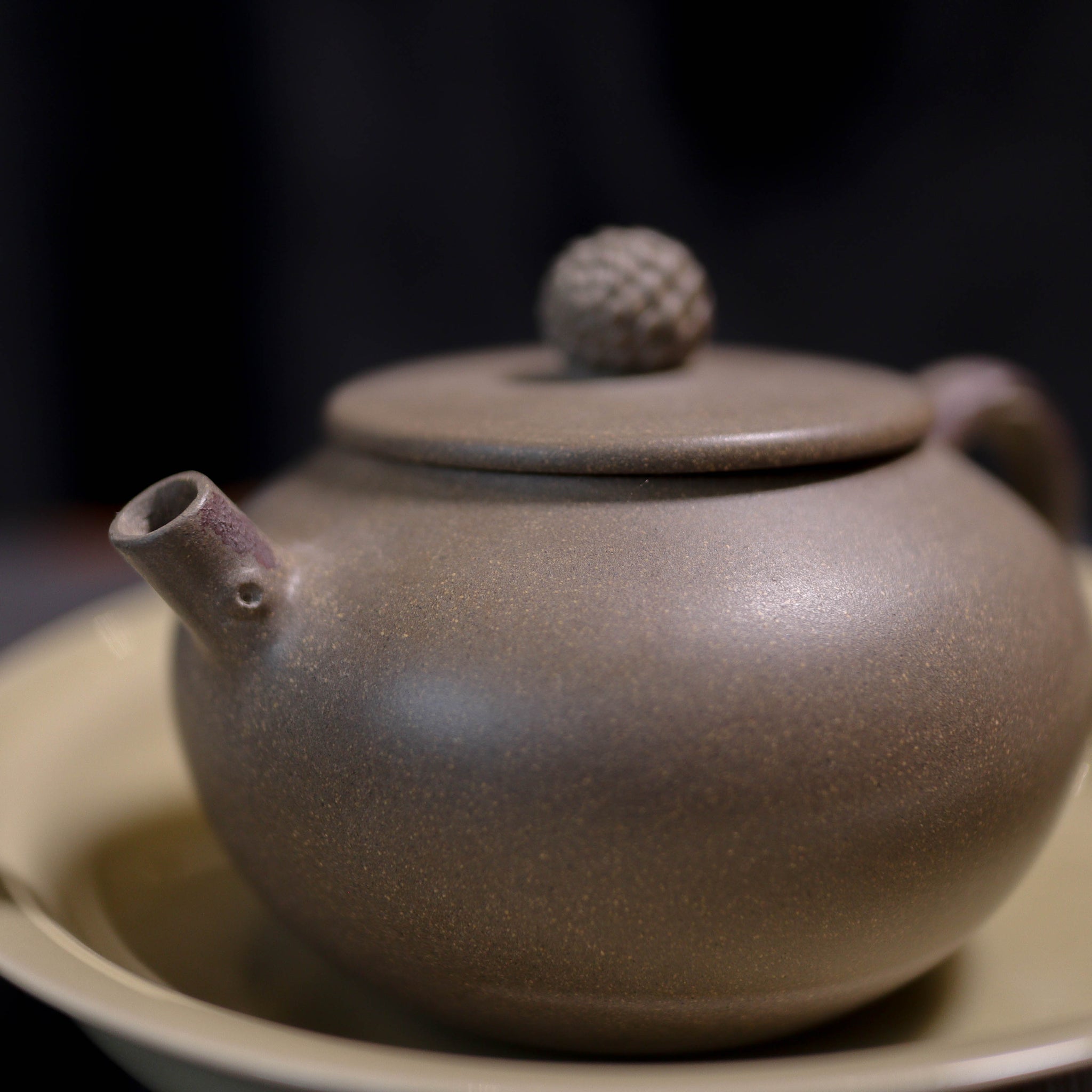 [Shuoguo] Fully handmade raw ore green section mud bionic purple sand teapot