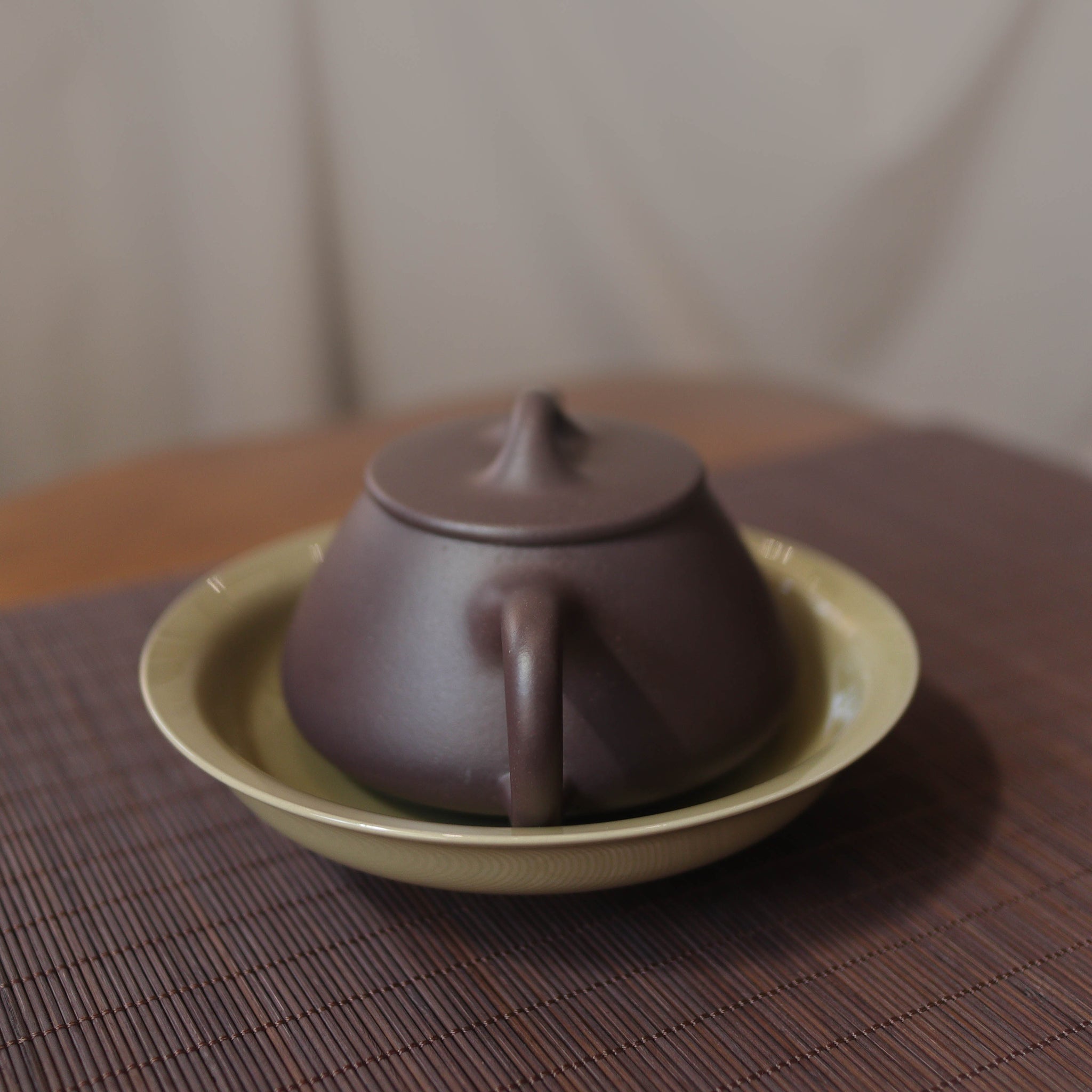 [Flat cover stone scoop] Fully handmade azure clay and purple sand teapot