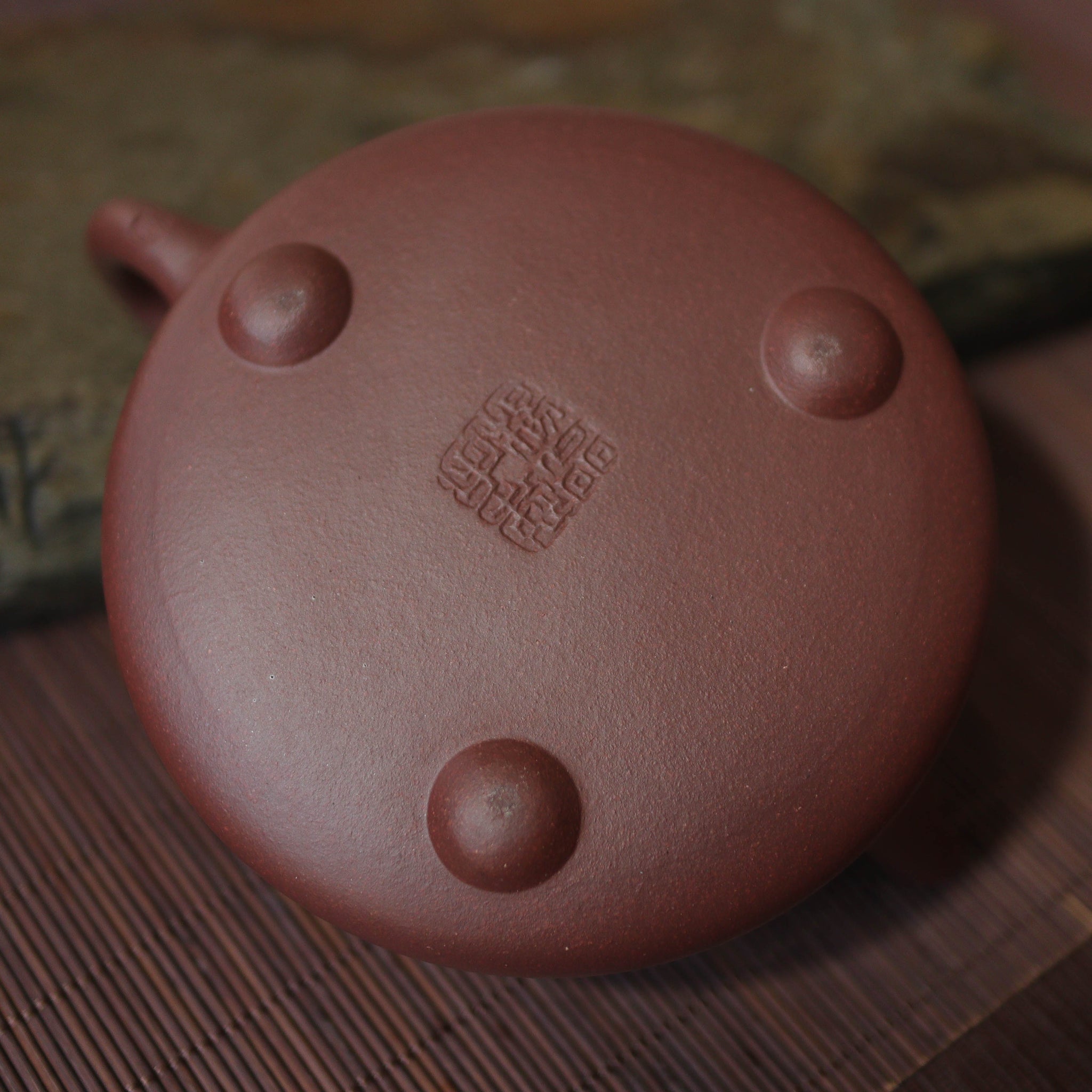 (Sold) [Flat lid stone scoop] Fully handmade azure clay teapot