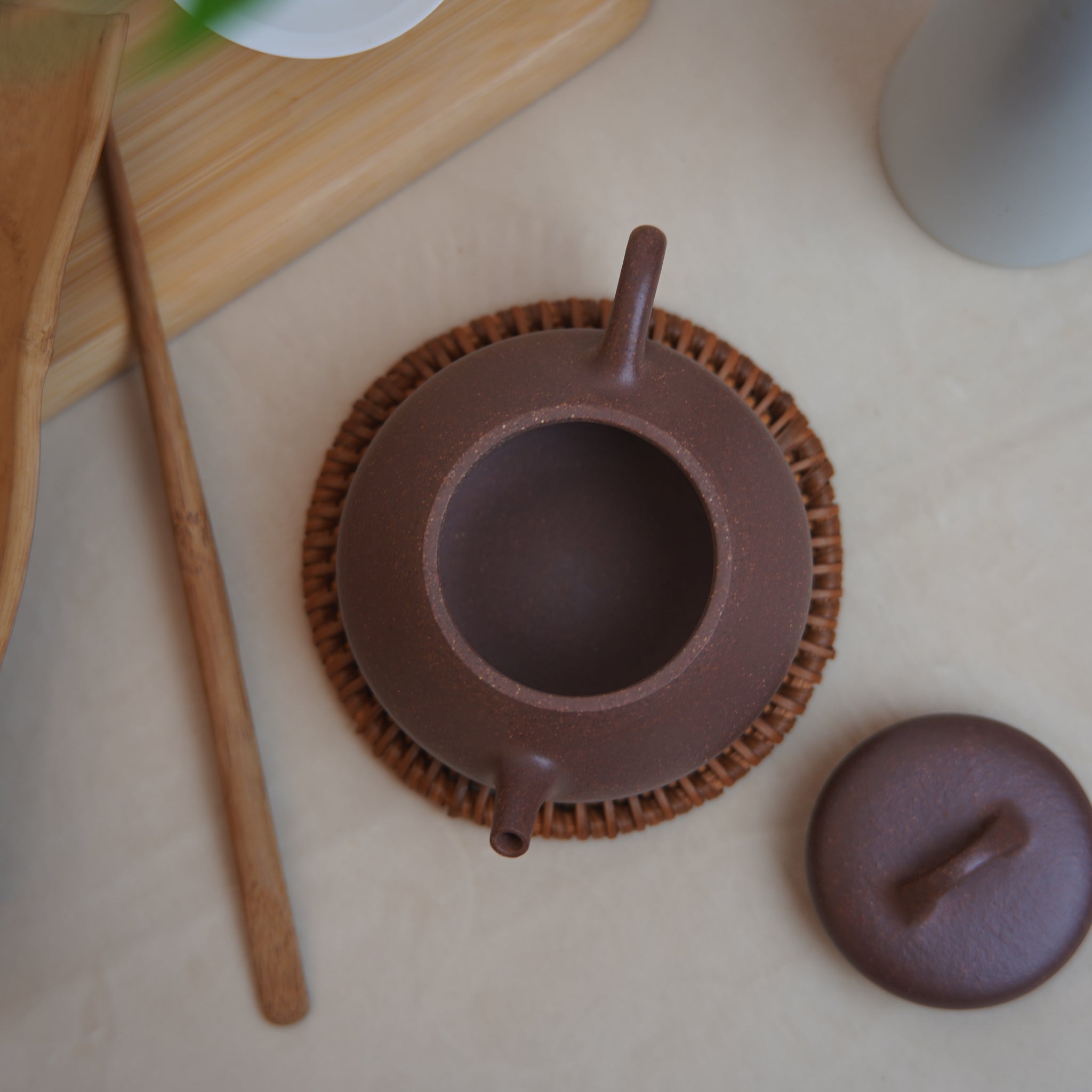 *New product* [empty mountain stone scoop] fully handmade purple clay and purple sand teapot