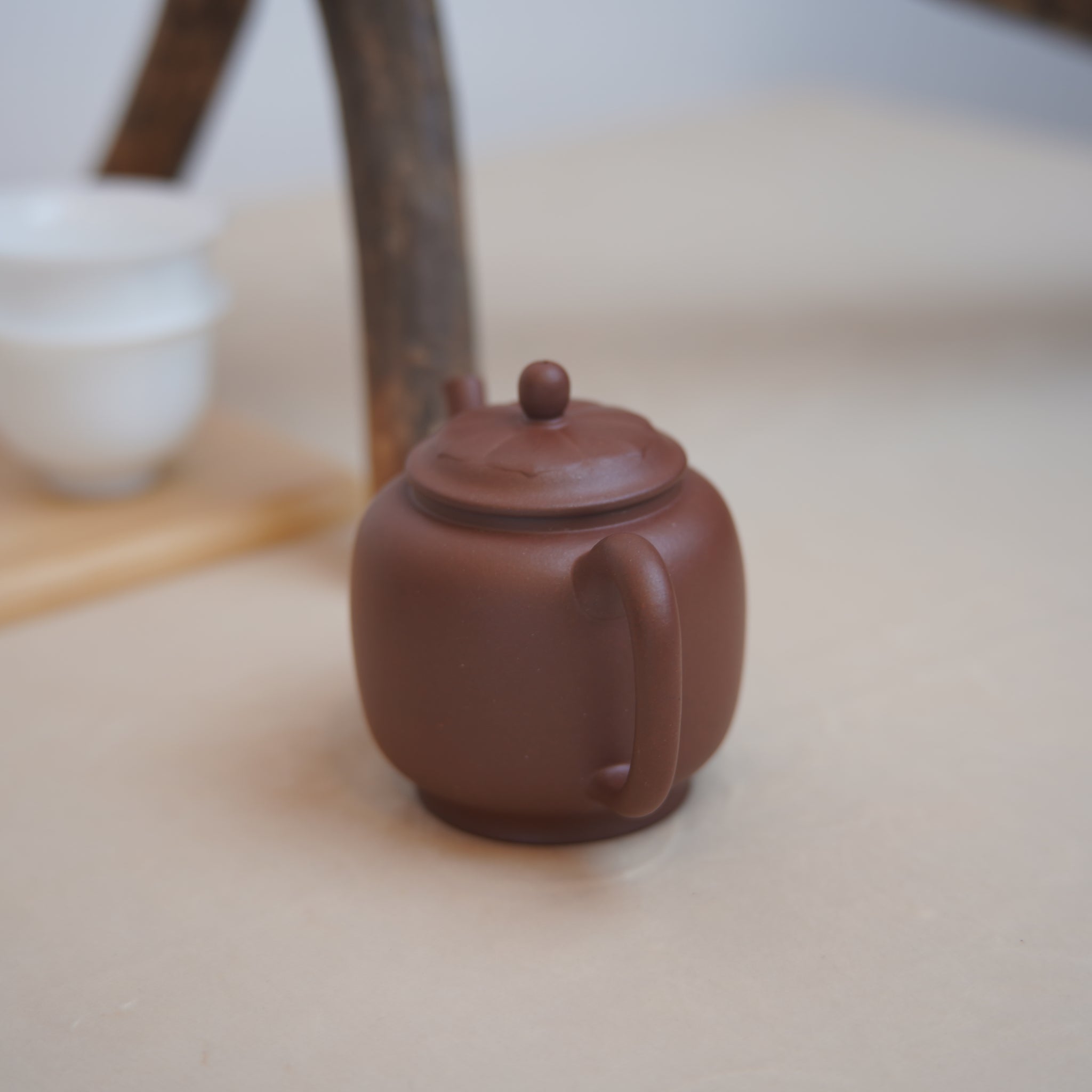 *New product* [Lian Deng Jushi] Fully handmade raw ore bottom trough blue and purple sand teapot