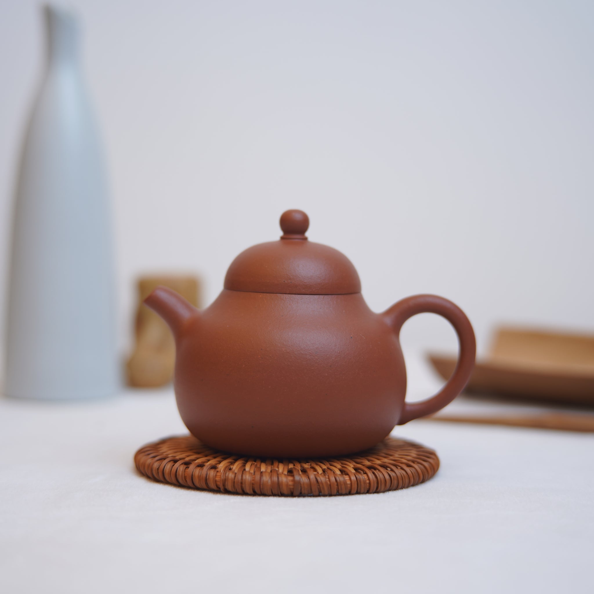 *New Product* [Top Hat Lotus Seed] Fully handmade raw ore homemade old vermilion clay imitation ancient purple clay teapot