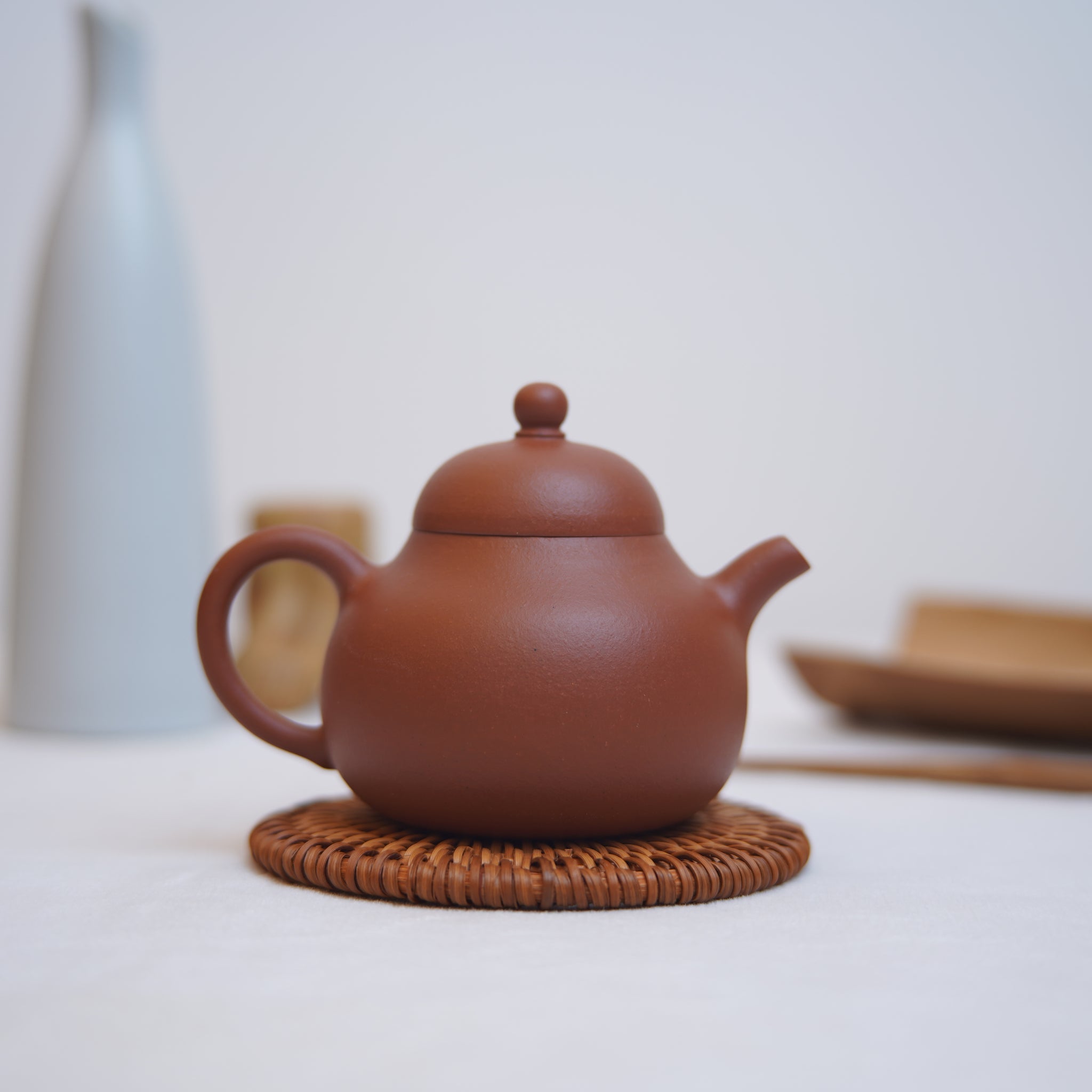 *New Product* [Top Hat Lotus Seed] Fully handmade raw ore homemade old vermilion clay imitation ancient purple clay teapot