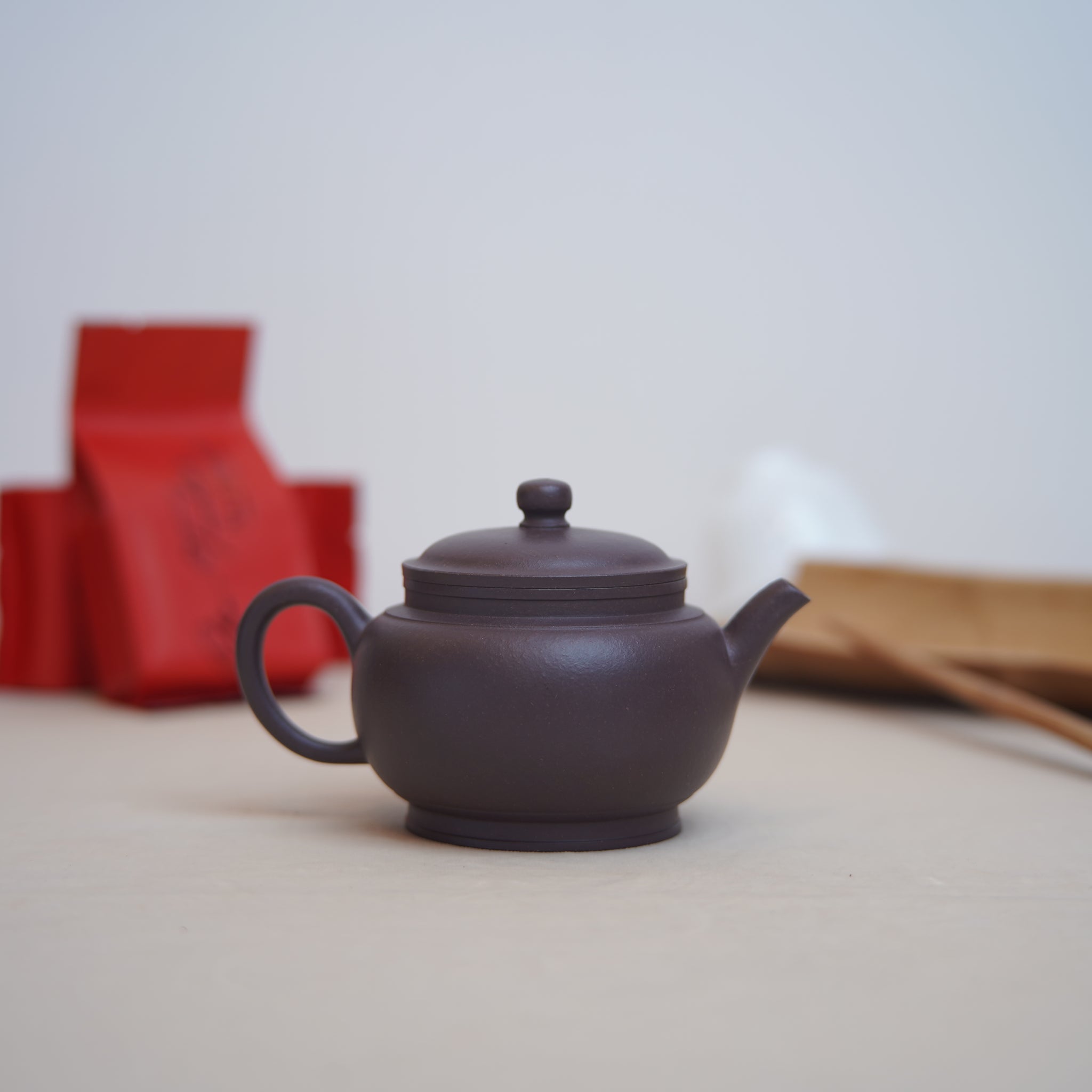 *New Product* [Chu Yuan] Fully handmade original ore home-collected Dashuitan purple mud and purple sand teapot