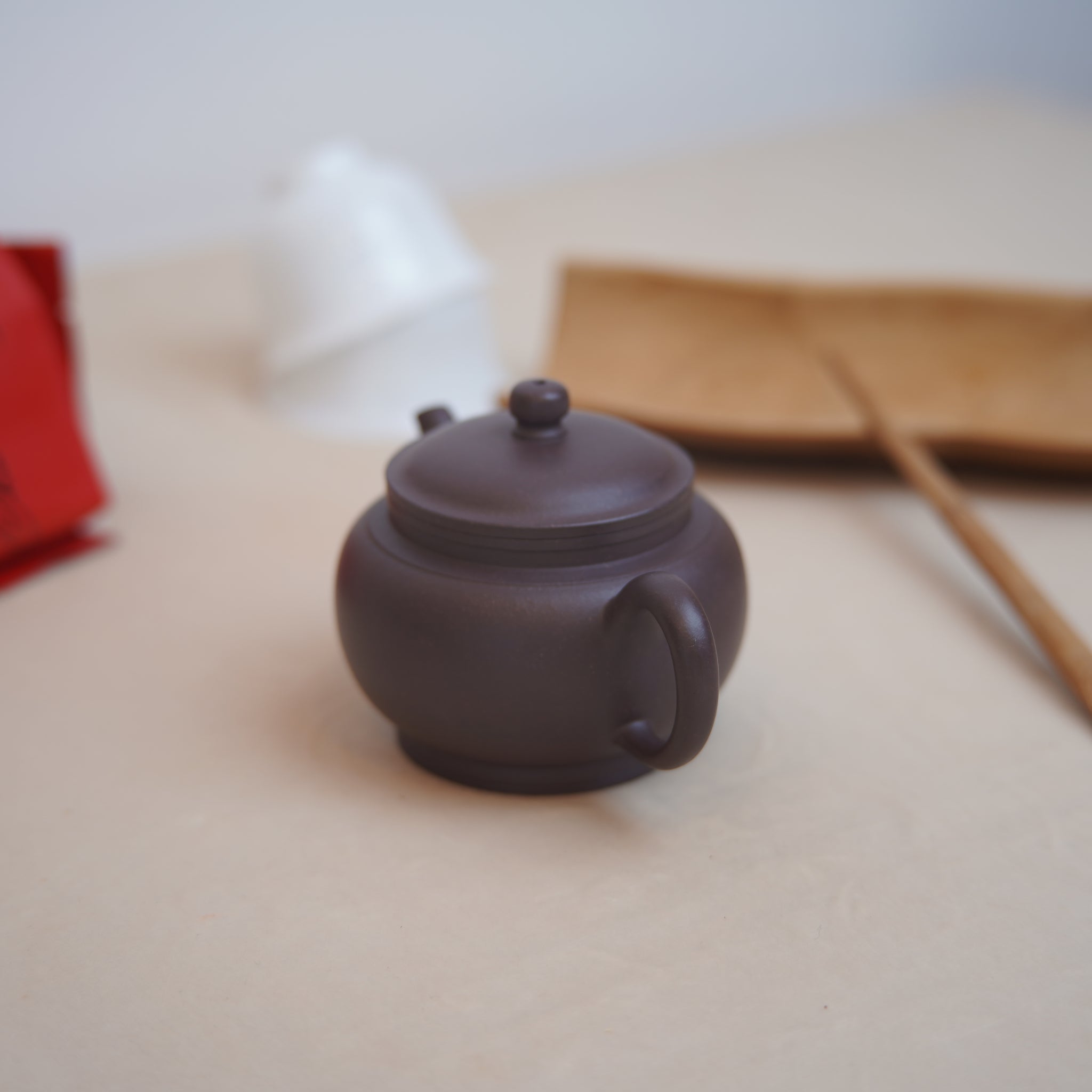 *New Product* [Chu Yuan] Fully handmade original ore home-collected Dashuitan purple mud and purple sand teapot