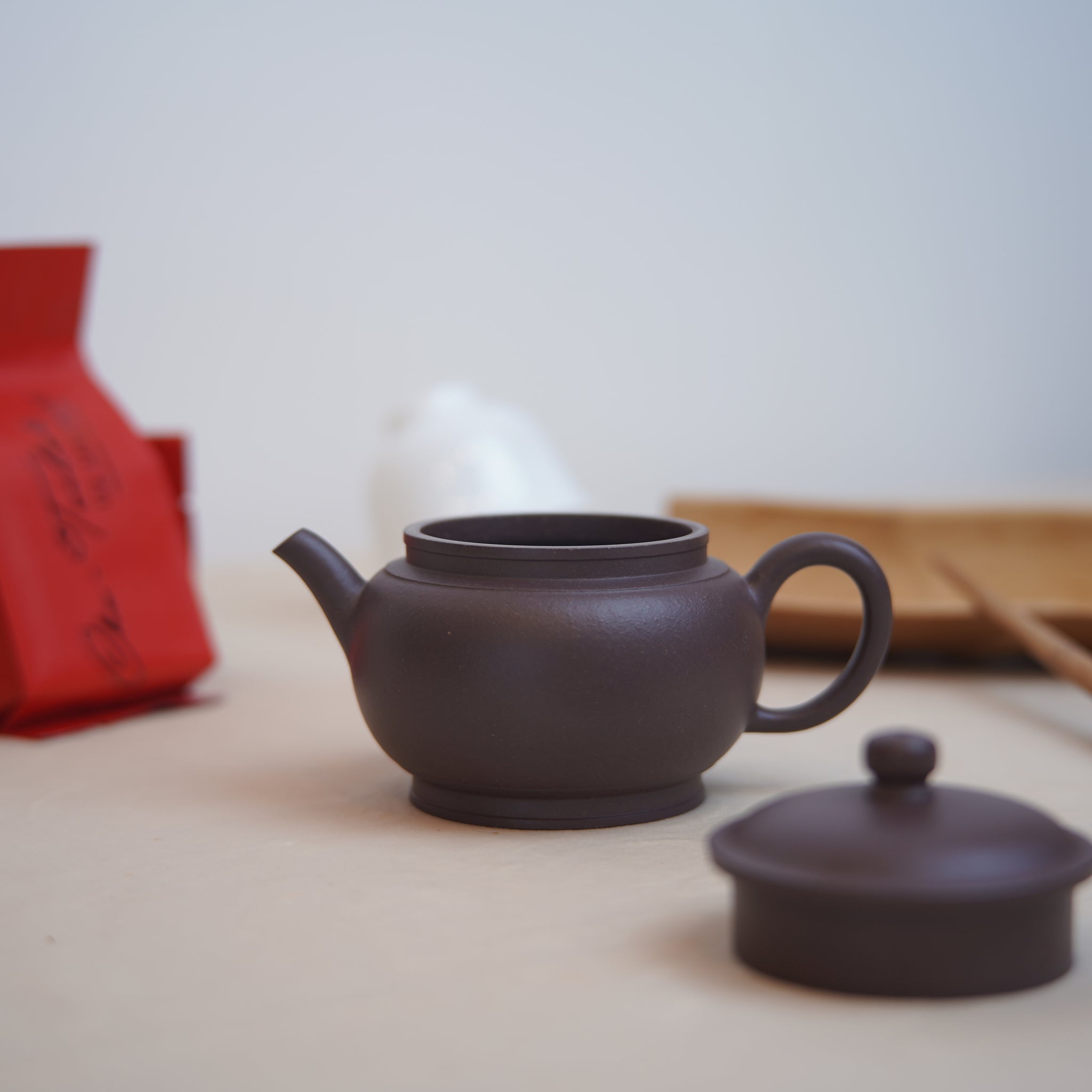 *New Product* [Chu Yuan] Fully handmade original ore home-collected Dashuitan purple mud and purple sand teapot