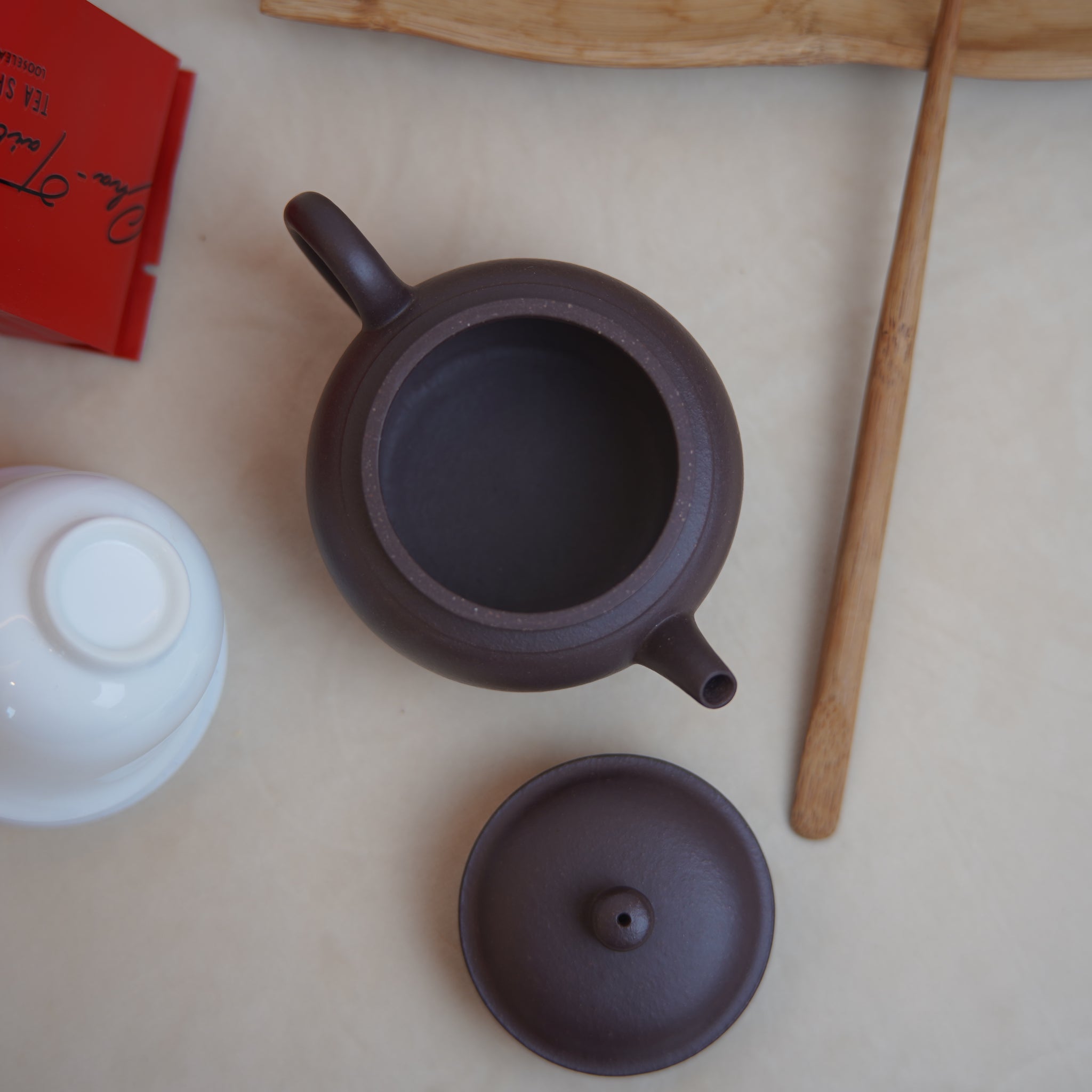 *New Product* [Chu Yuan] Fully handmade original ore home-collected Dashuitan purple mud and purple sand teapot