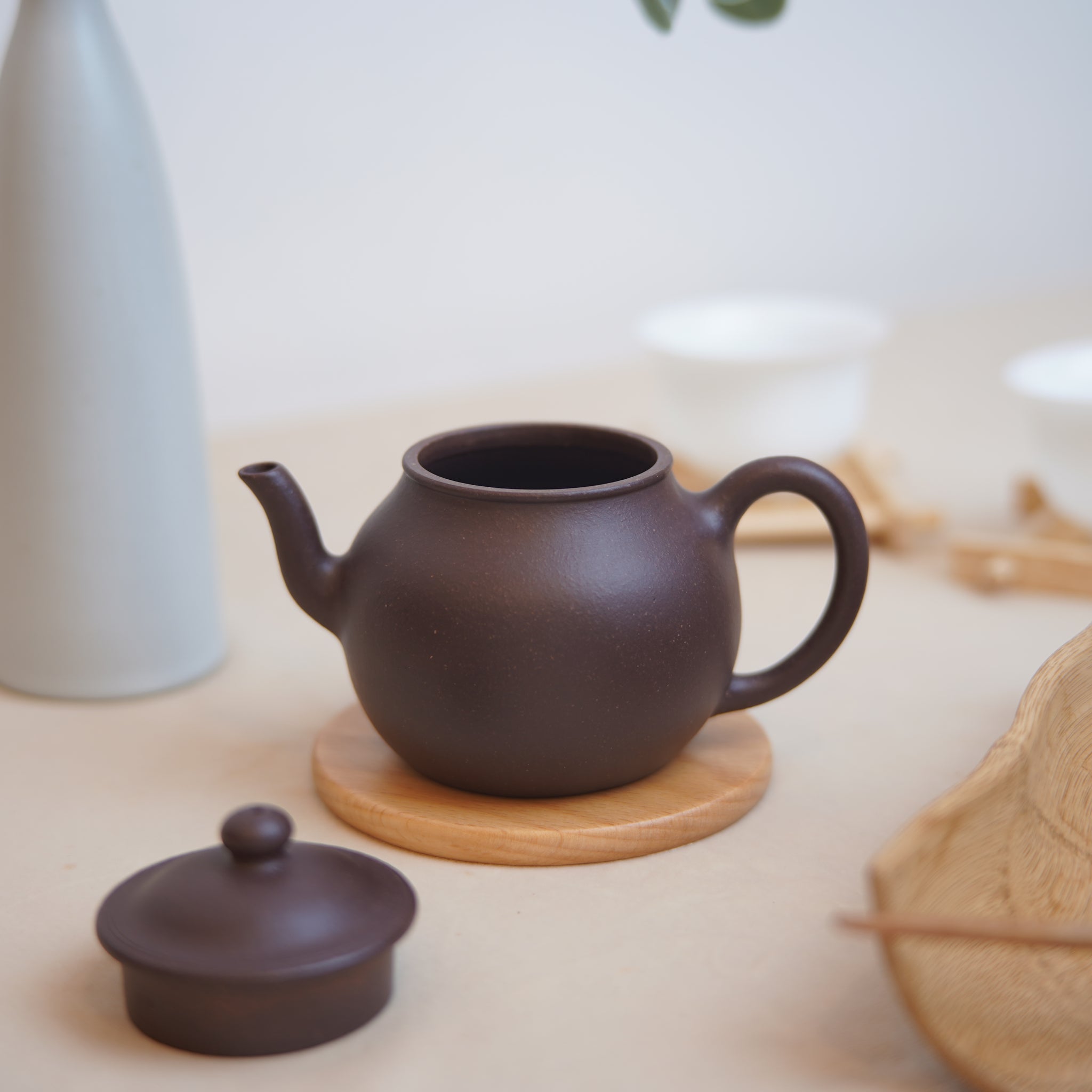 *New Product* [Xiulin] Fully handmade original mineral purple clay and purple sand teapot