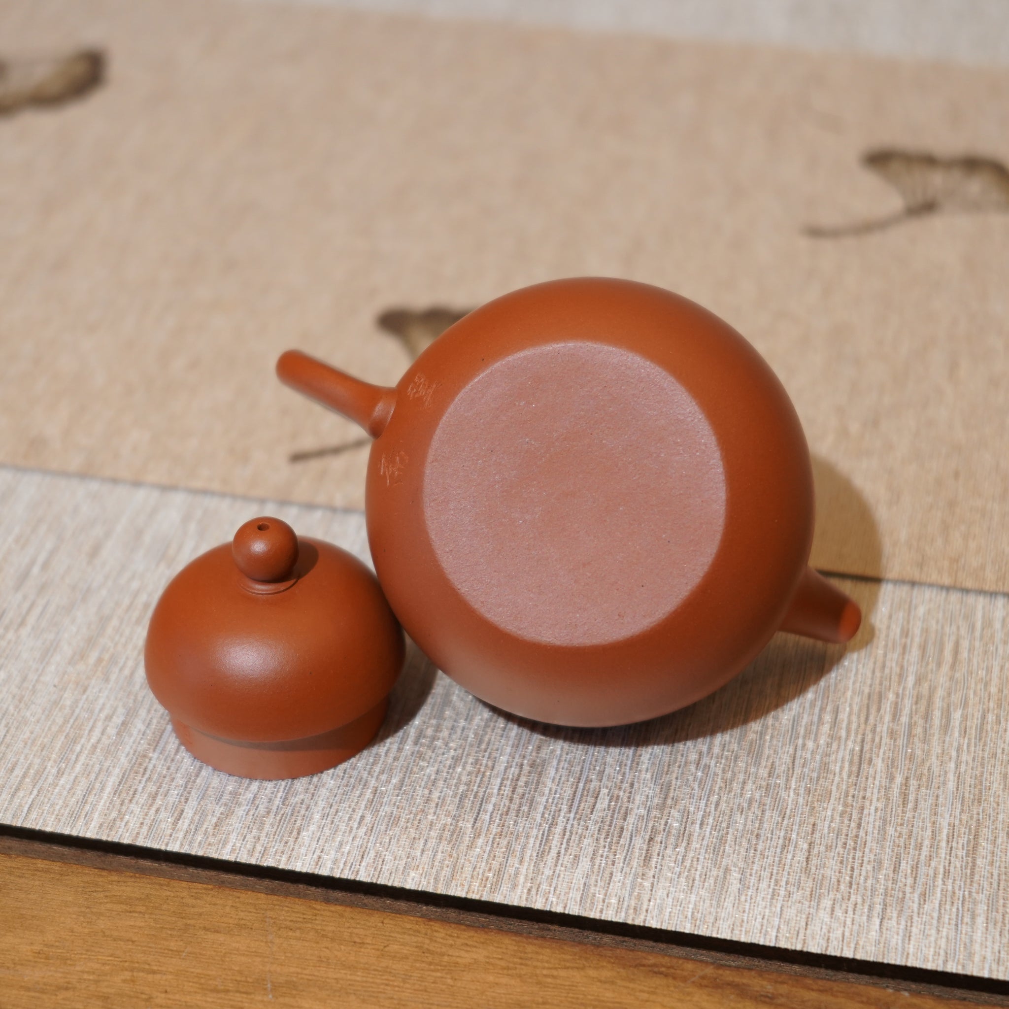 （已售出）*新品*【翼斋蓮子壺】全手工原礦朱泥紫砂茶壺