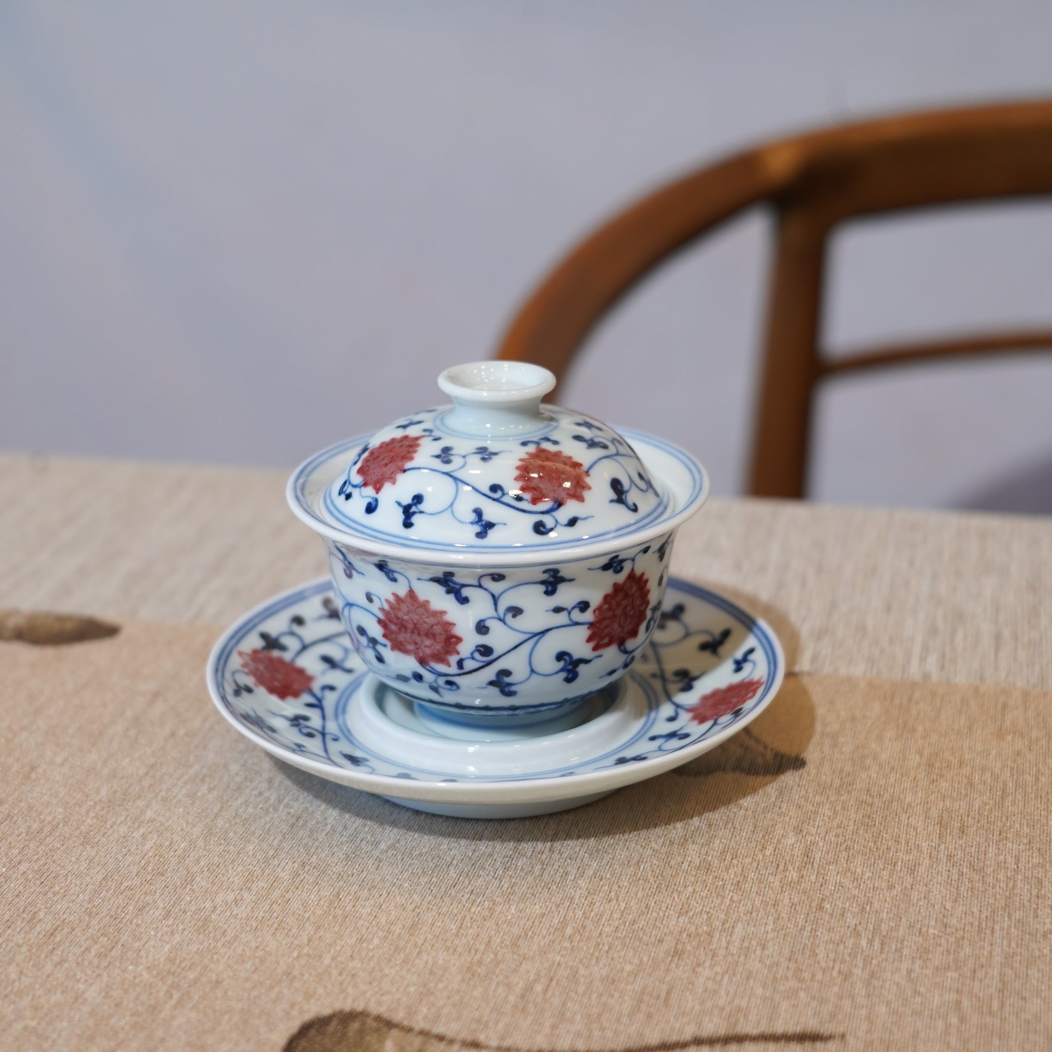 *新品*【纏枝蓮】景德鎮手繪青花釉裏紅山水小品三才蓋碗