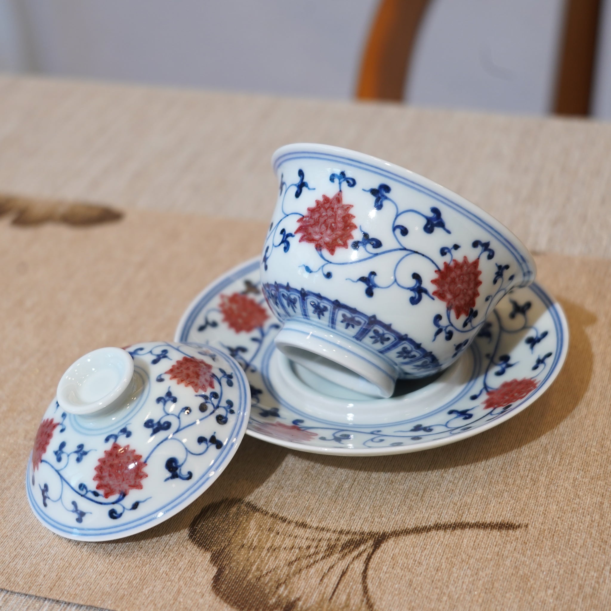 *新品*【纏枝蓮】景德鎮手繪青花釉裏紅山水小品三才蓋碗