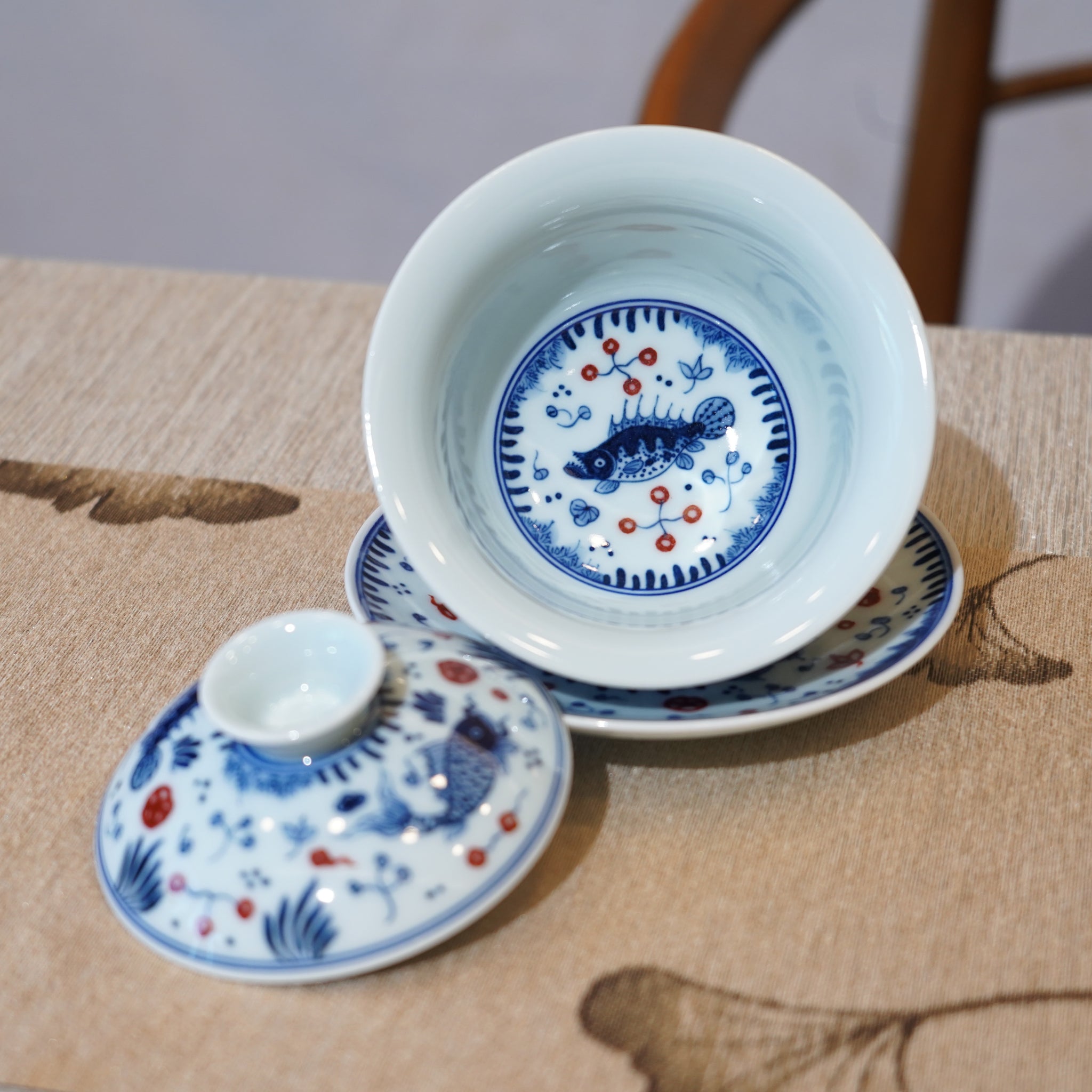 *新品*【魚藻紋】景德鎮手繪青花釉裏紅山水三才蓋碗