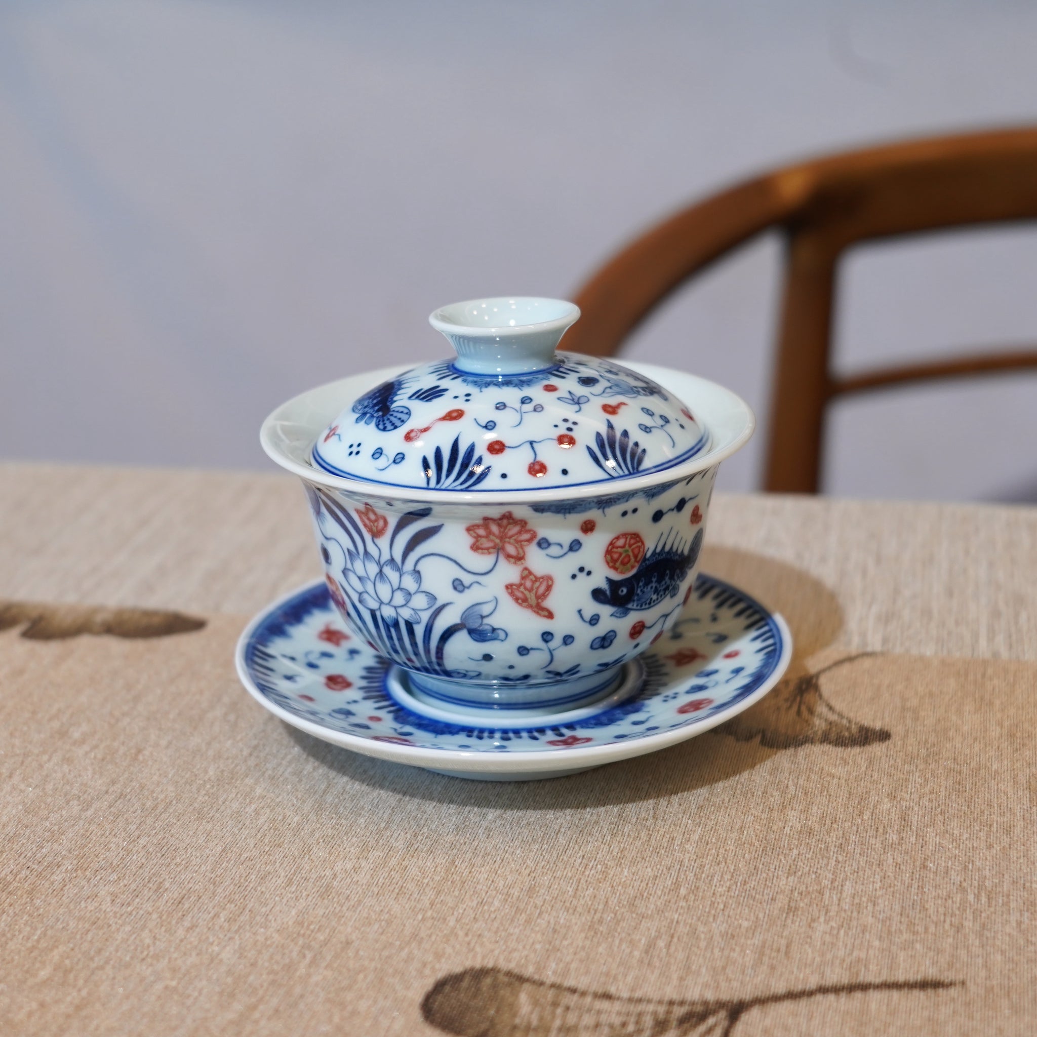 *新品*【魚藻紋】景德鎮手繪青花釉裏紅山水三才蓋碗