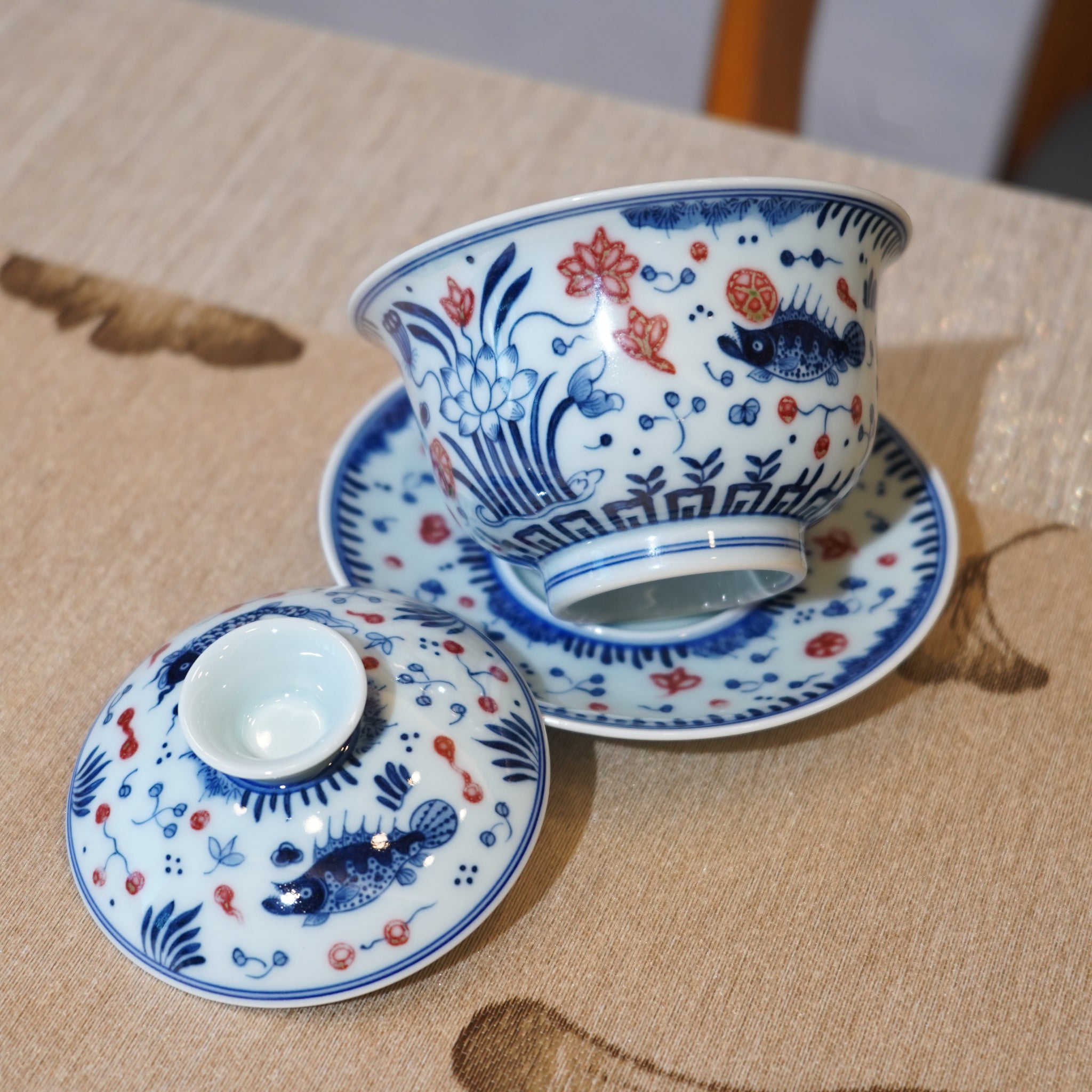 *新品*【魚藻紋】景德鎮手繪青花釉裏紅山水三才蓋碗