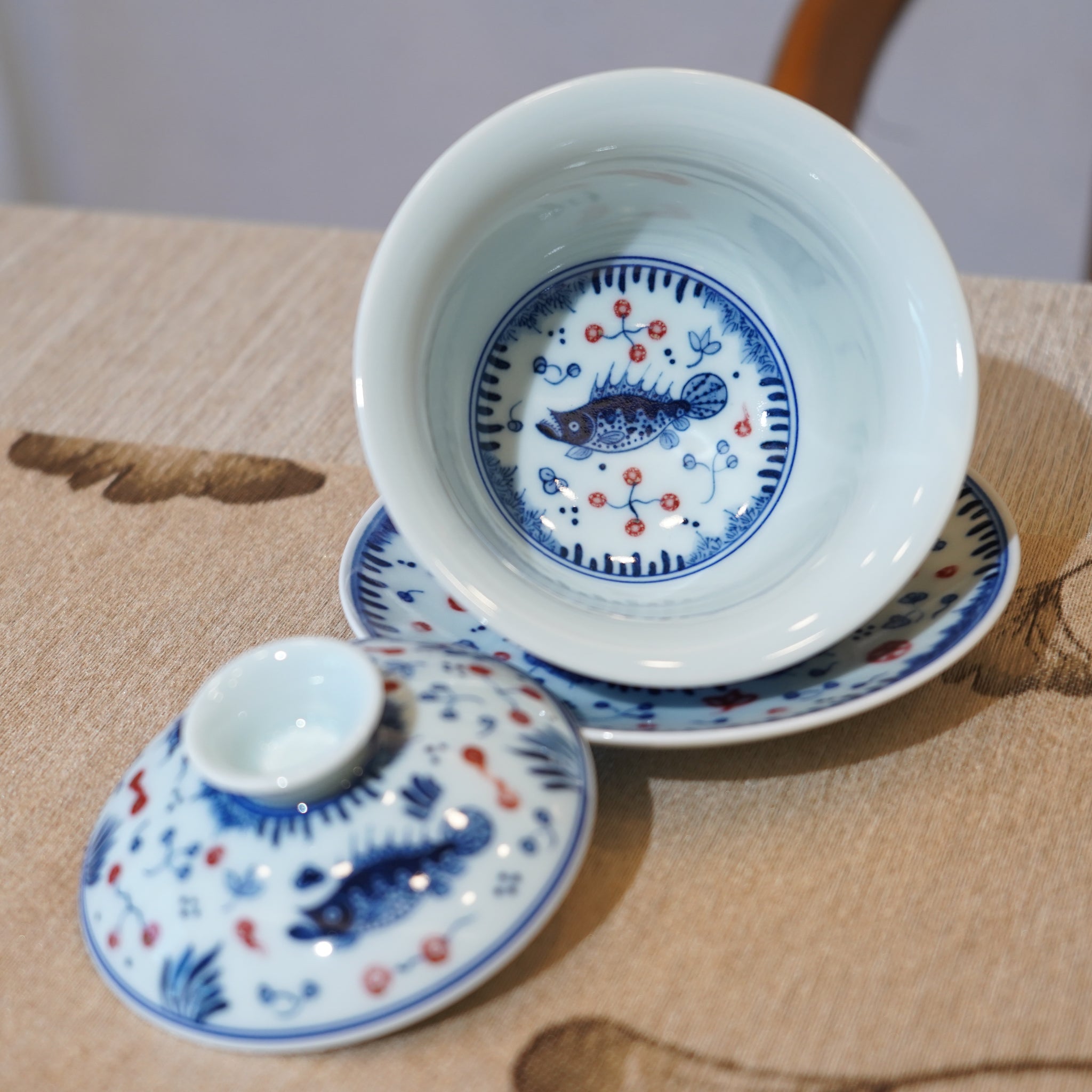 *新品*【魚藻紋】景德鎮手繪青花釉裏紅山水三才蓋碗