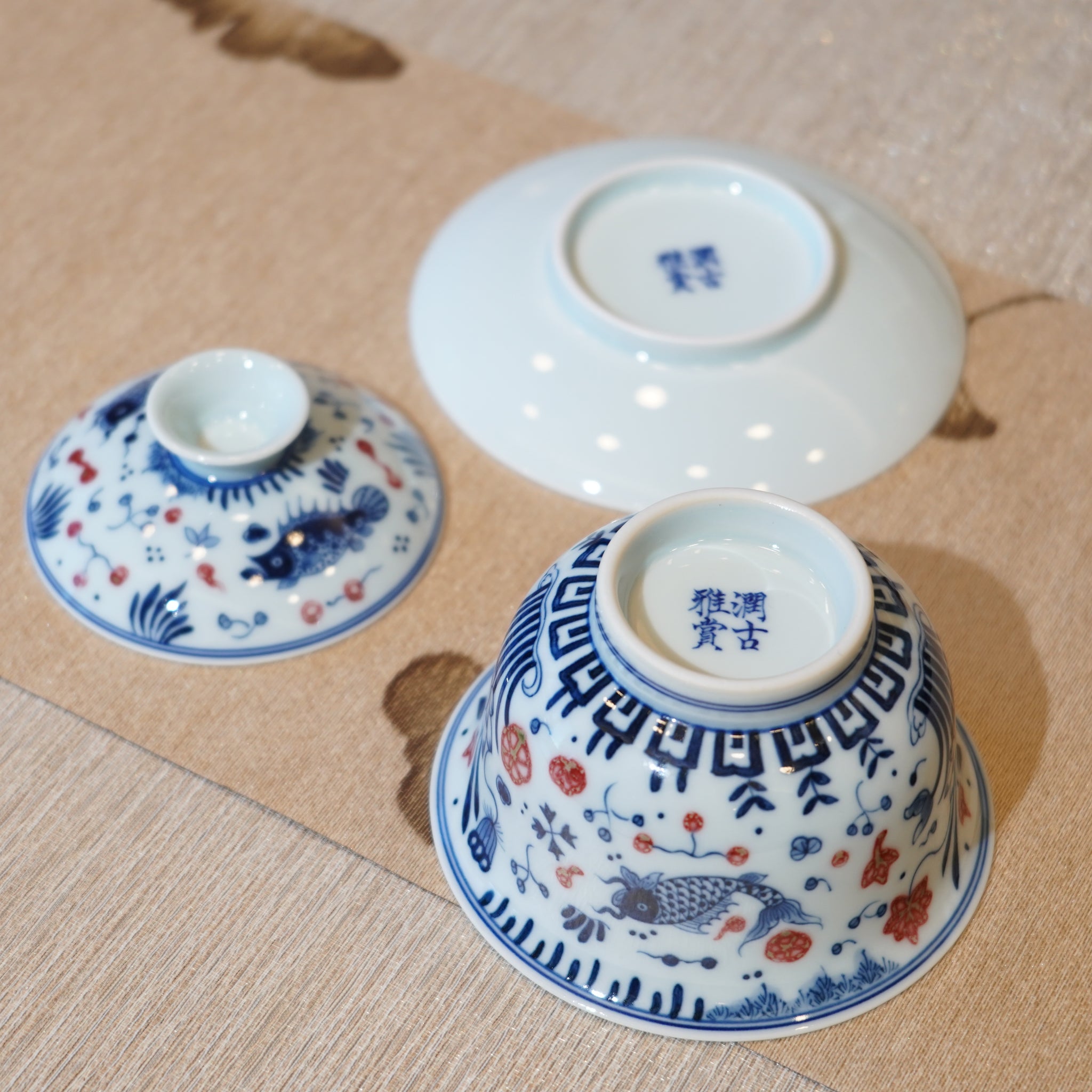 *新品*【魚藻紋】景德鎮手繪青花釉裏紅山水三才蓋碗