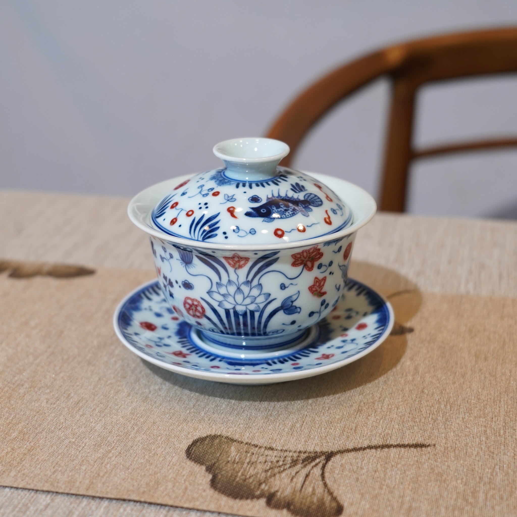 *新品*【魚藻紋】景德鎮手繪青花釉裏紅山水三才蓋碗