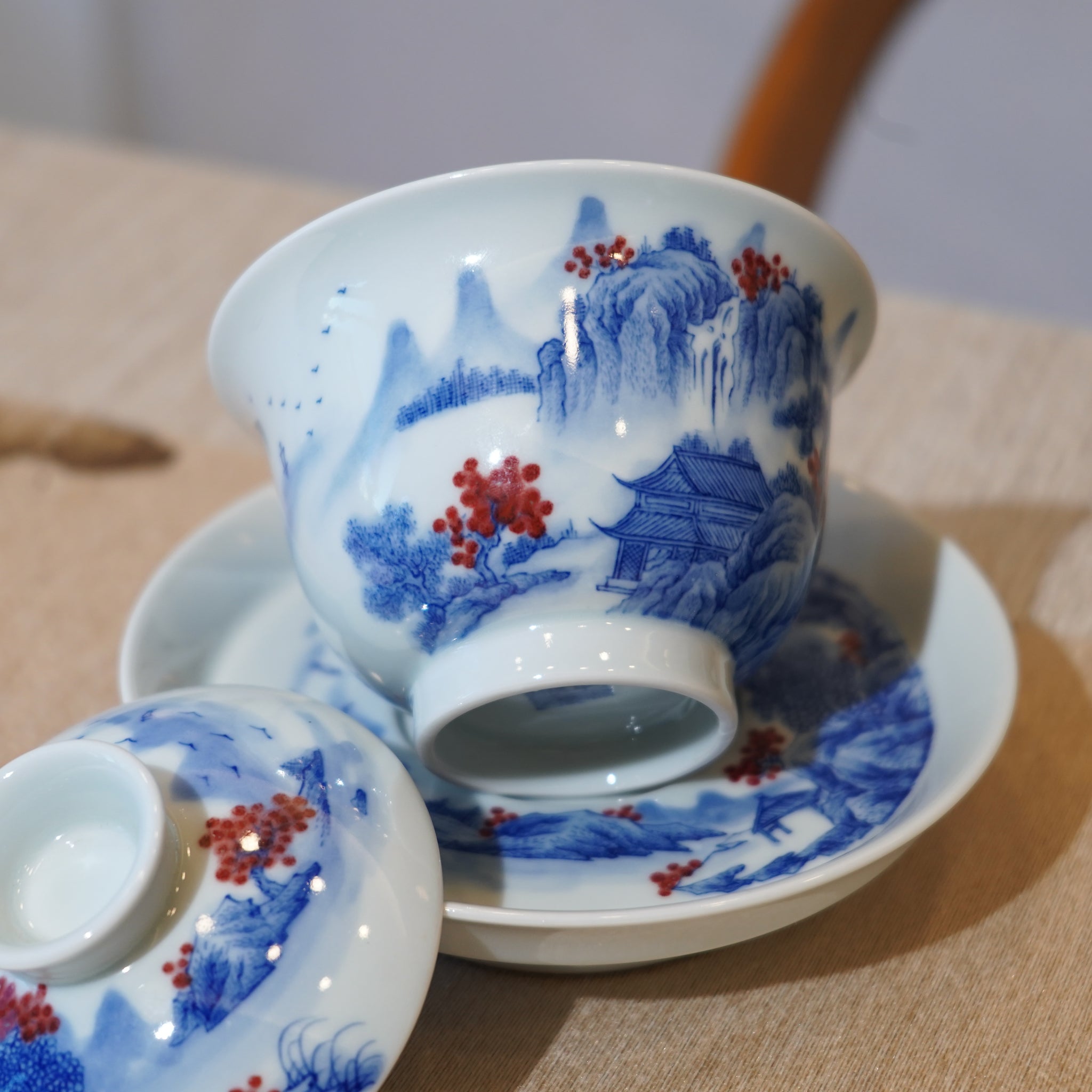 *新品*【湖光山色】景德鎮手繪青花釉裏紅山水三才蓋碗