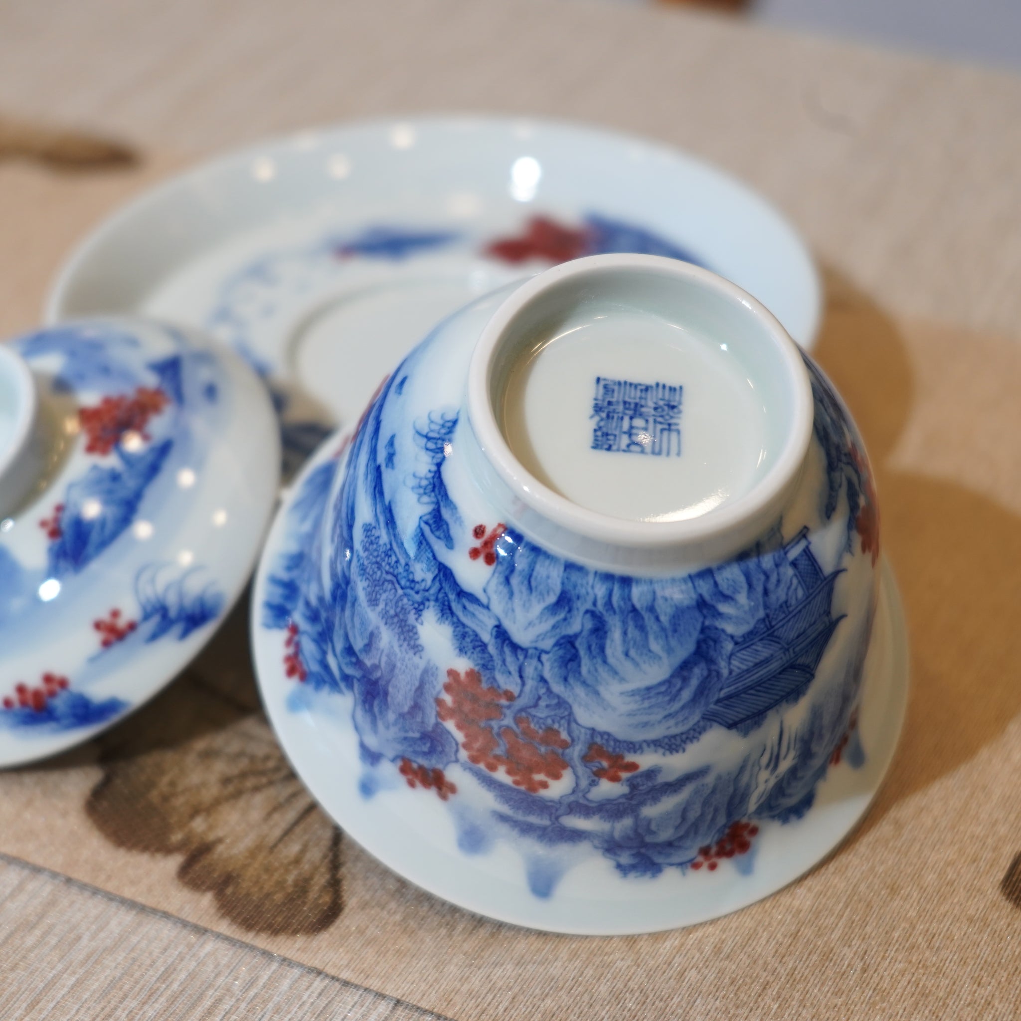 *新品*【湖光山色】景德鎮手繪青花釉裏紅山水三才蓋碗