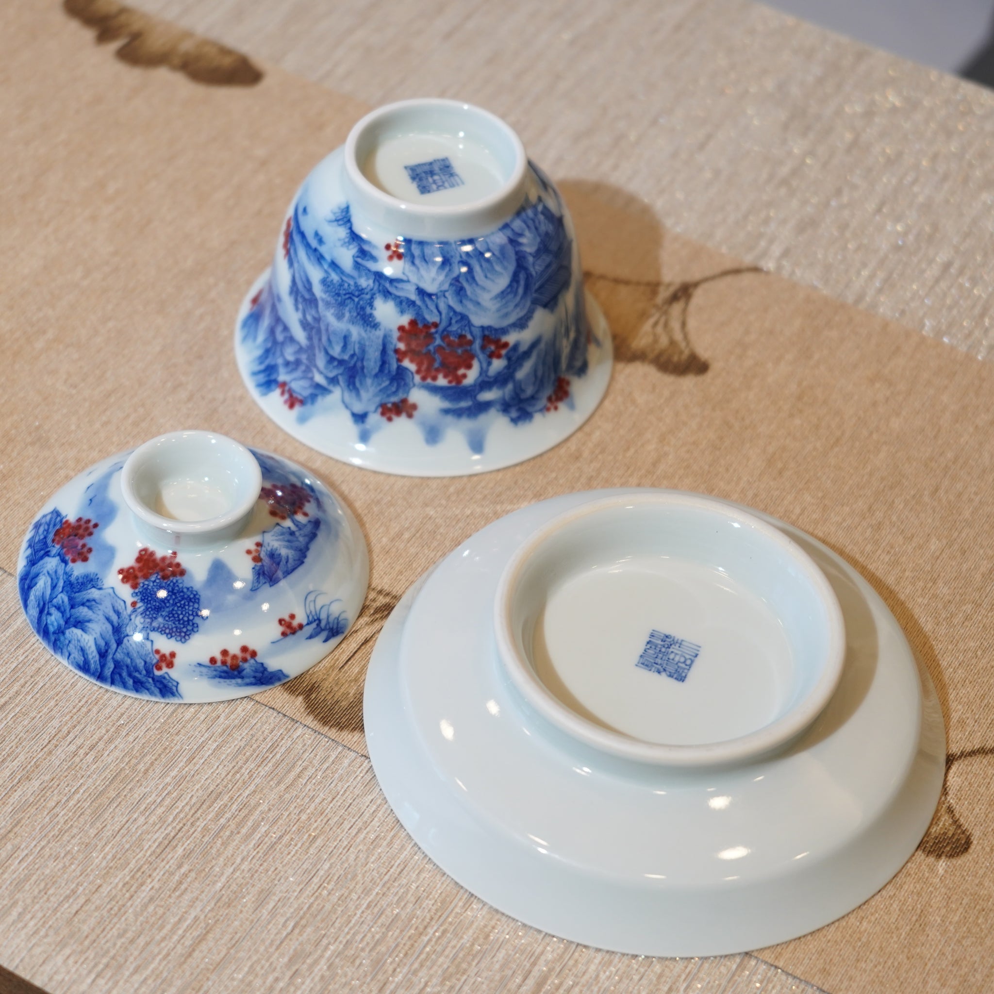 *新品*【湖光山色】景德鎮手繪青花釉裏紅山水三才蓋碗