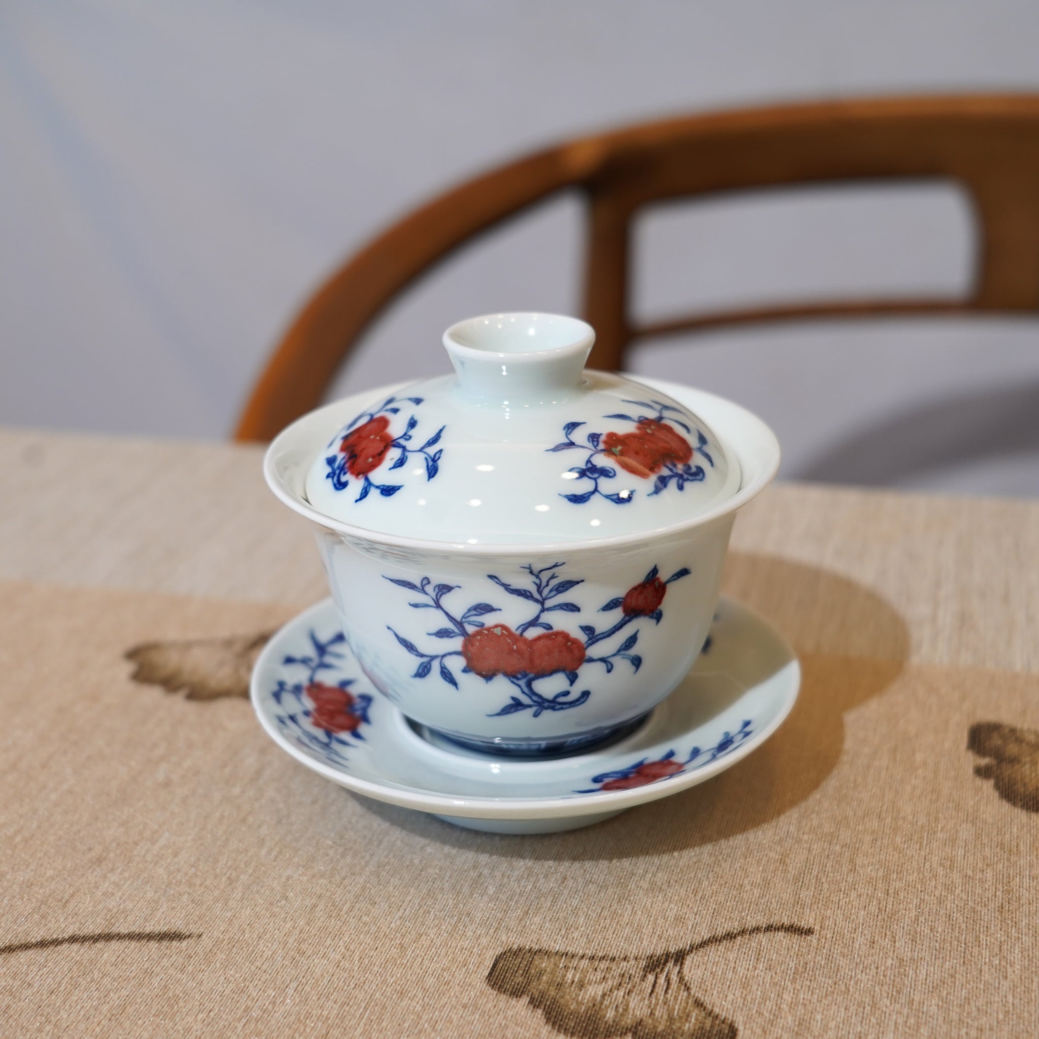 【果樹】景德鎮手繪青花釉裏紅白瓷蓋碗