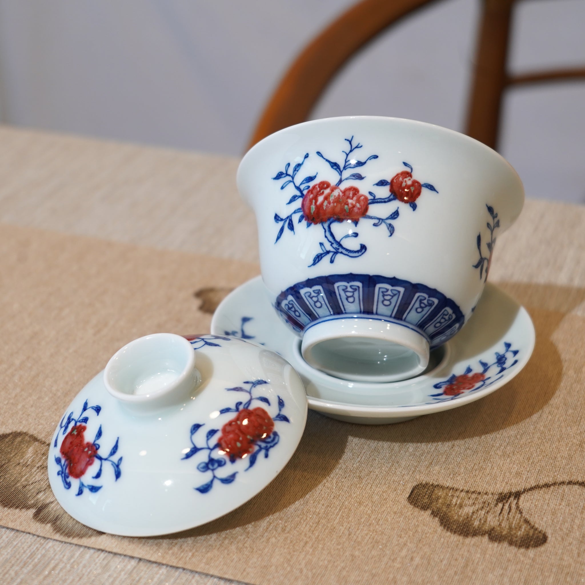 【果樹】景德鎮手繪青花釉裏紅白瓷蓋碗