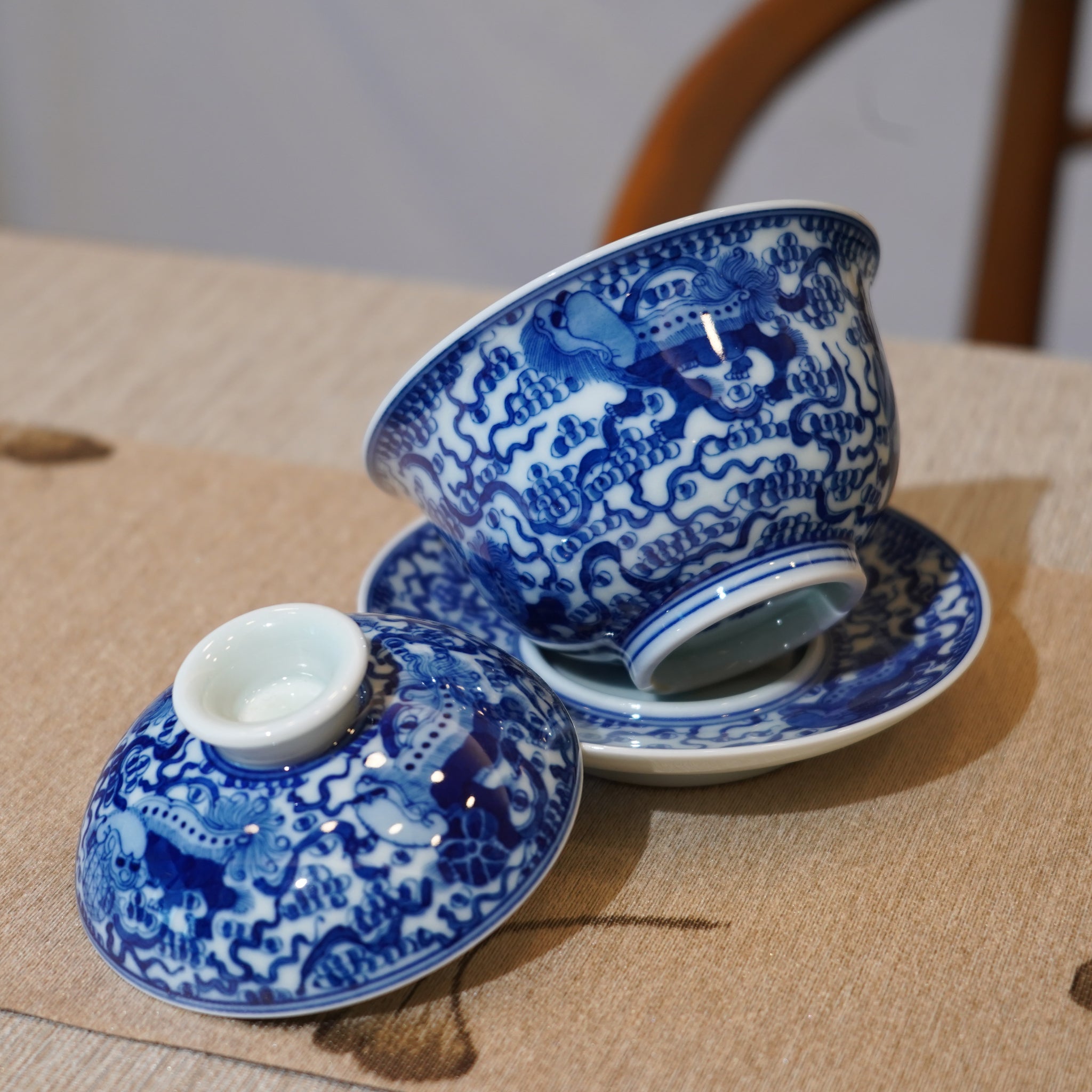 【祥獅獻瑞】景德鎮手繪青花瓷柴窯蓋碗