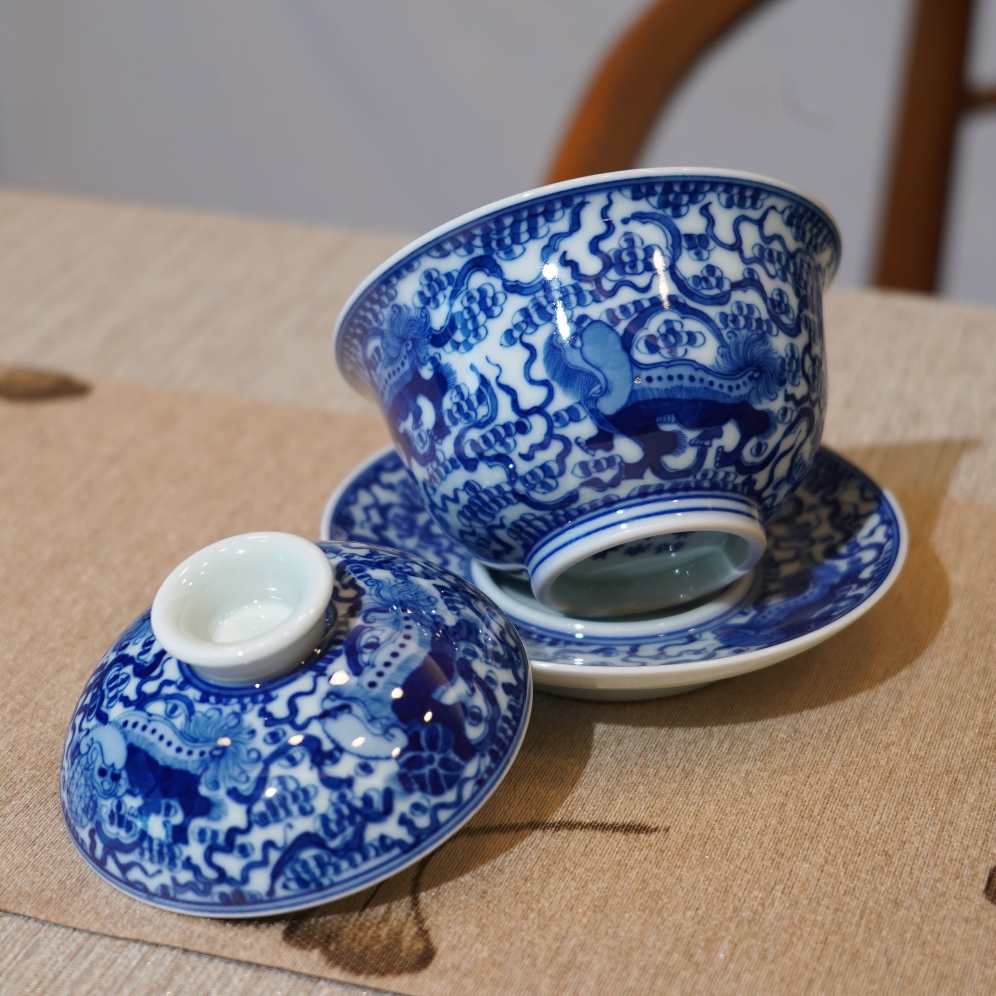 【祥獅獻瑞】景德鎮手繪青花瓷柴窯蓋碗