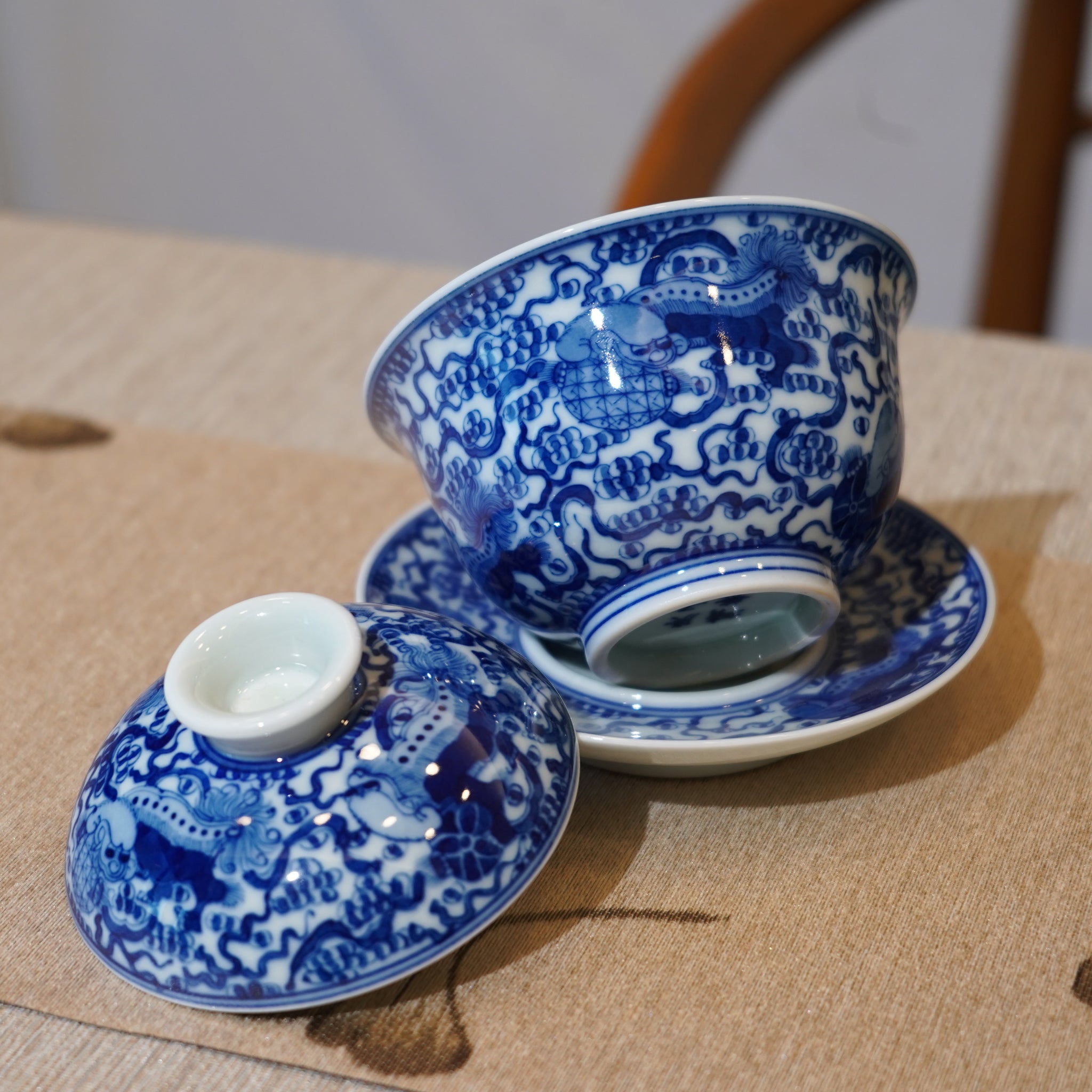 【祥獅獻瑞】景德鎮手繪青花瓷柴窯蓋碗