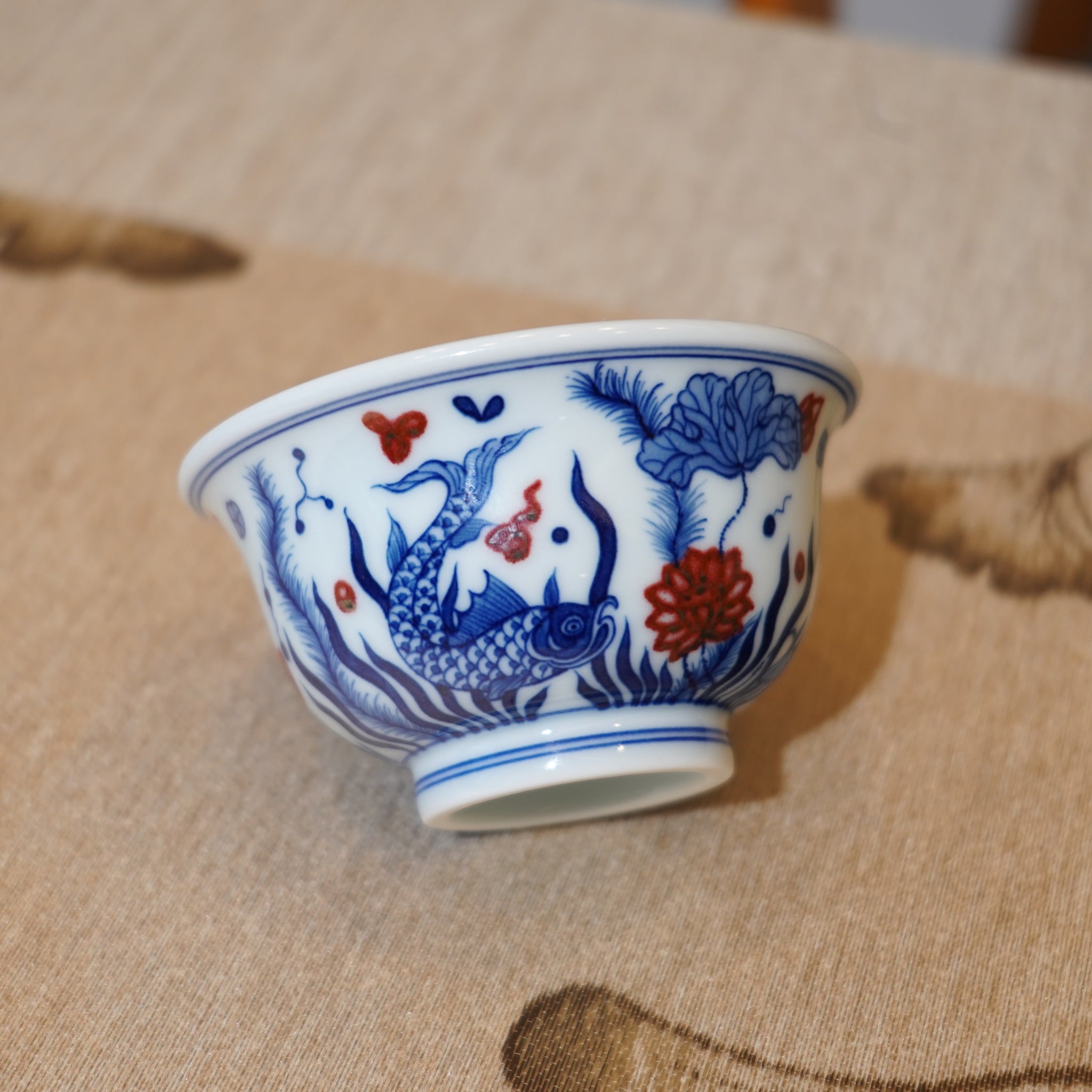 *新品*【魚藻紋】景德鎮手繪青花釉裏紅壓手主人杯