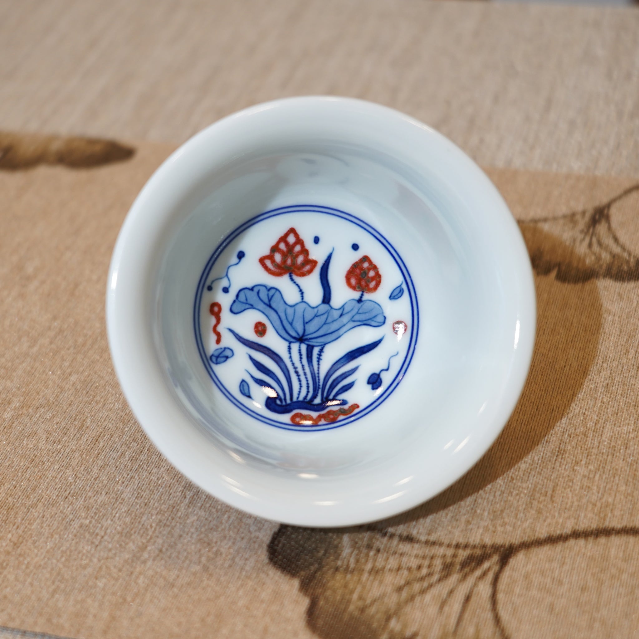 *新品*【魚藻紋】景德鎮手繪青花釉裏紅壓手主人杯