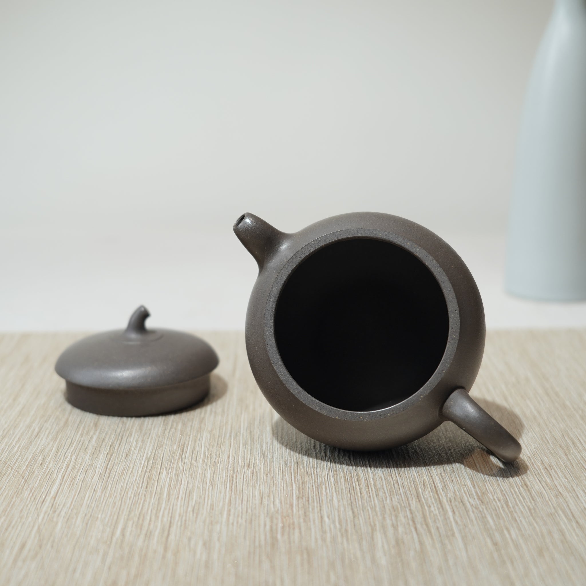 [Eggplant Section] Green Gray Section Mud Purple Clay Teapot