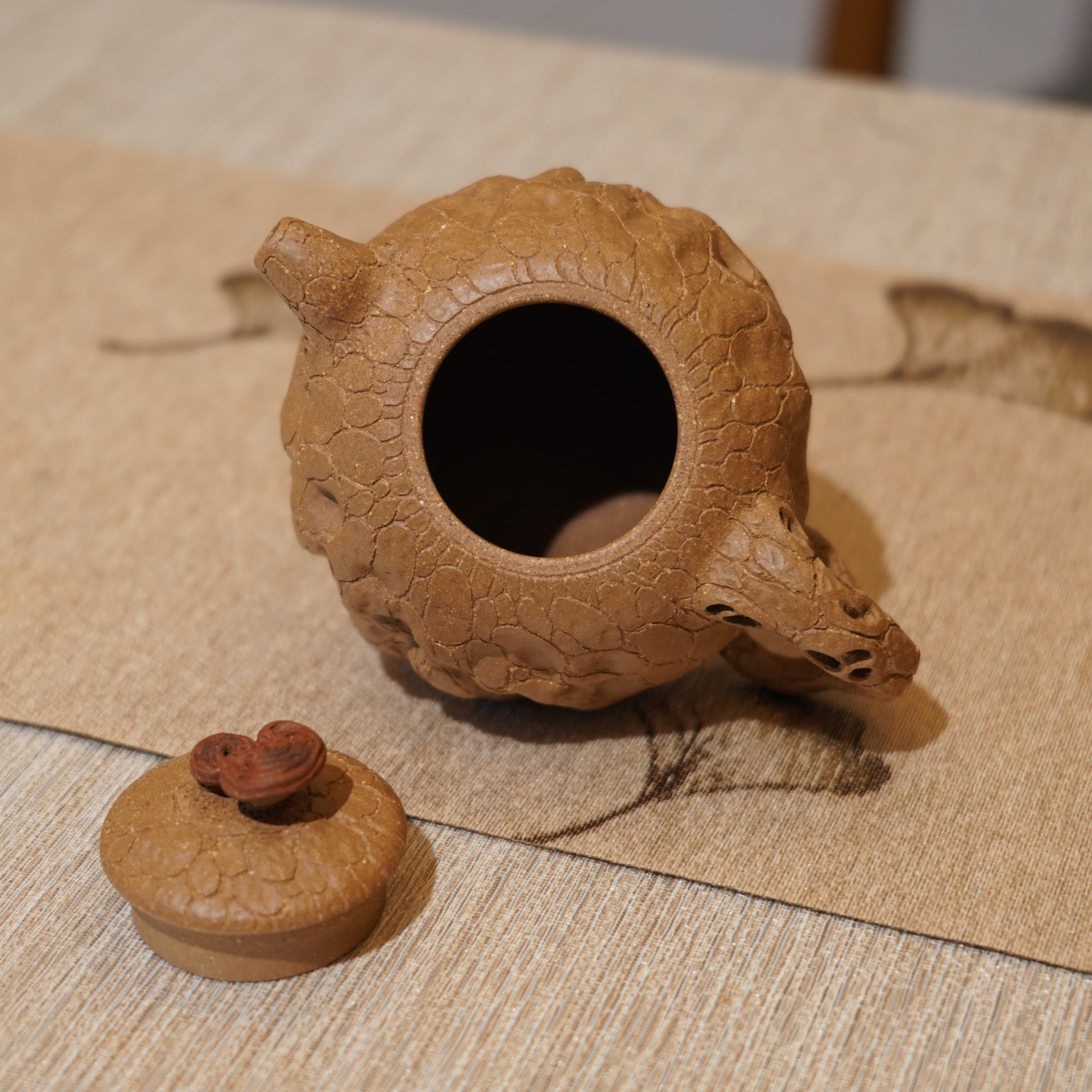 *新品*【靈芝供春】原礦老段泥仿生茶壺