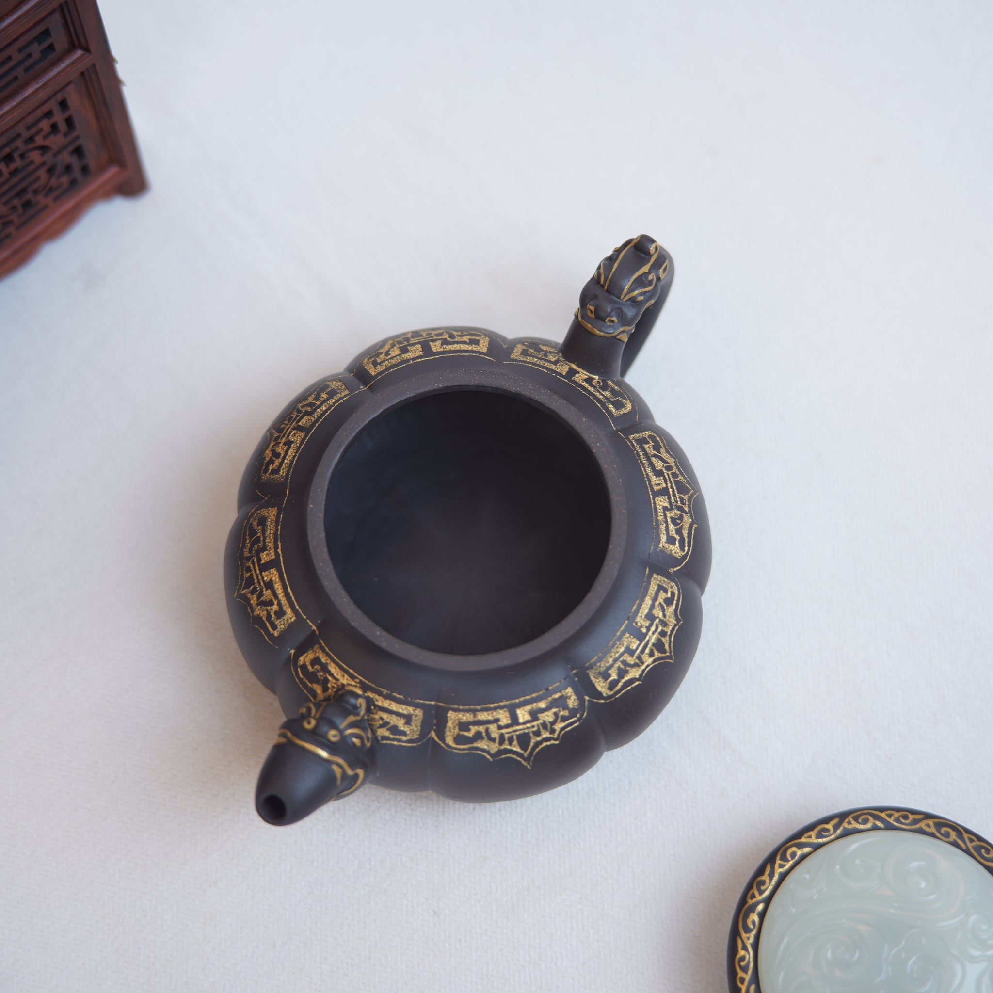 *New Product* [Long Yin Jinwei] Fully handmade raw ore black gold sand Shilairun purple sand teapot