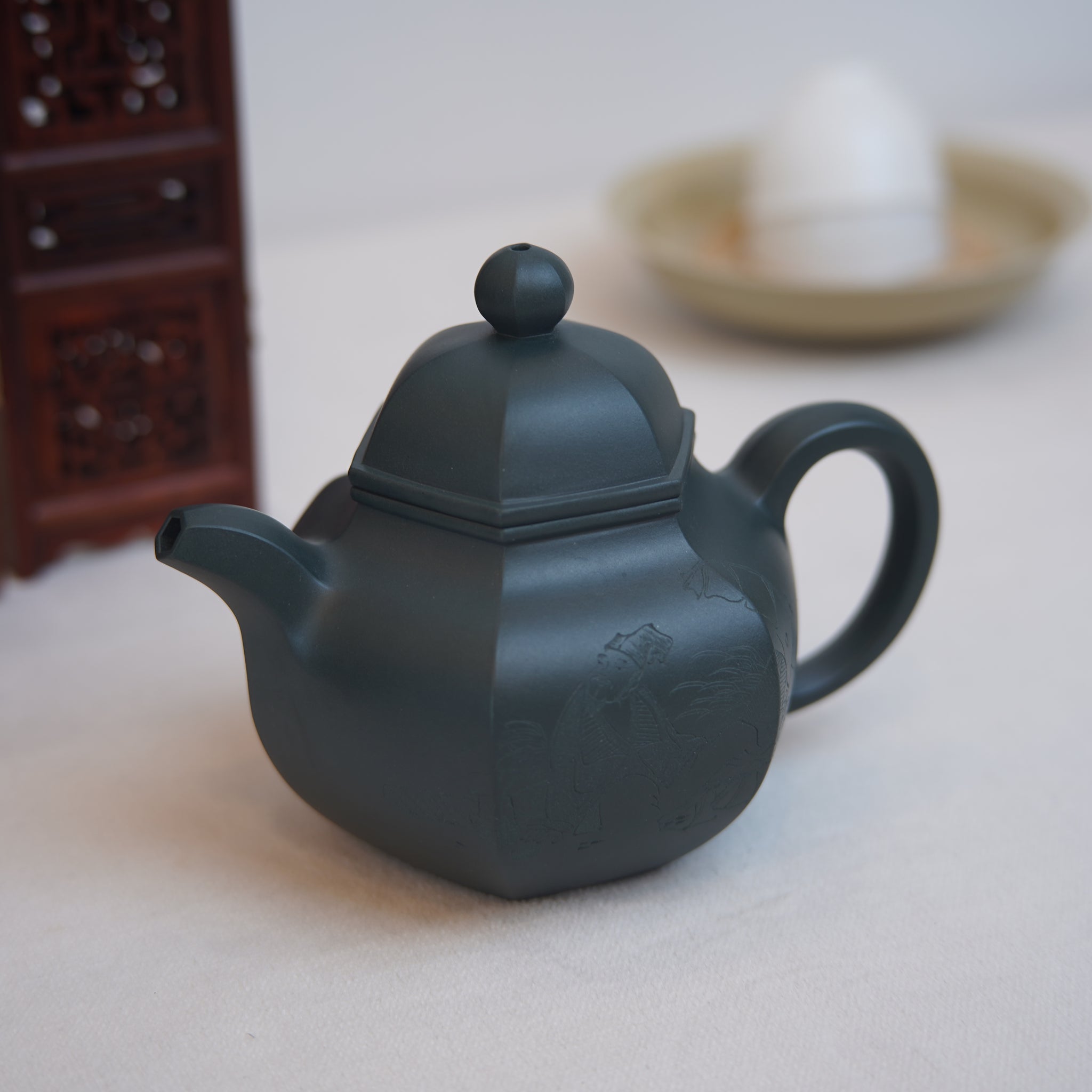 *New Product* [Zangliufang] Fully handmade azure clay carved purple clay teapot