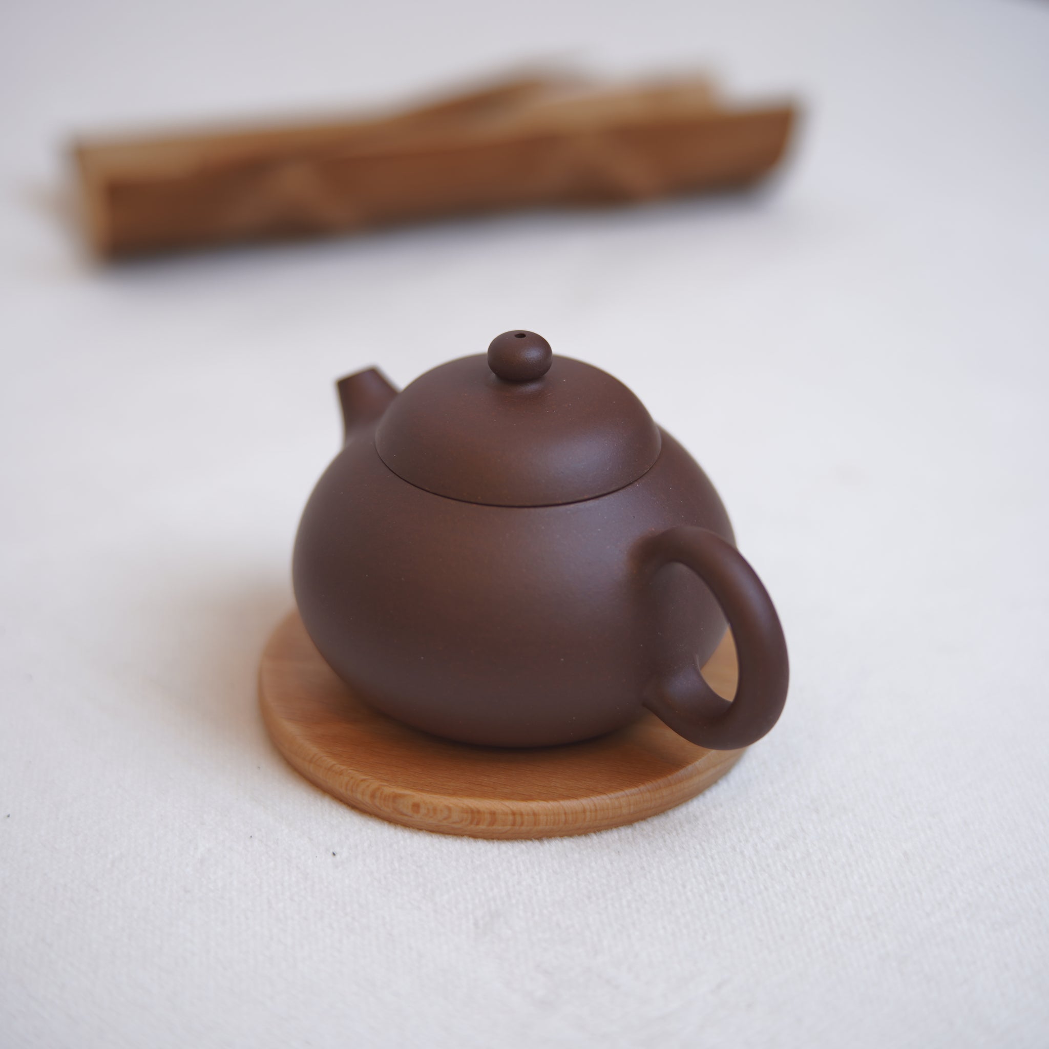 *New Product* [Xi Shi] Fully handmade original mineral purple clay and purple sand teapot