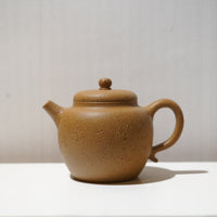 【茶禪一味】段泥調砂雕刻紫砂茶壺