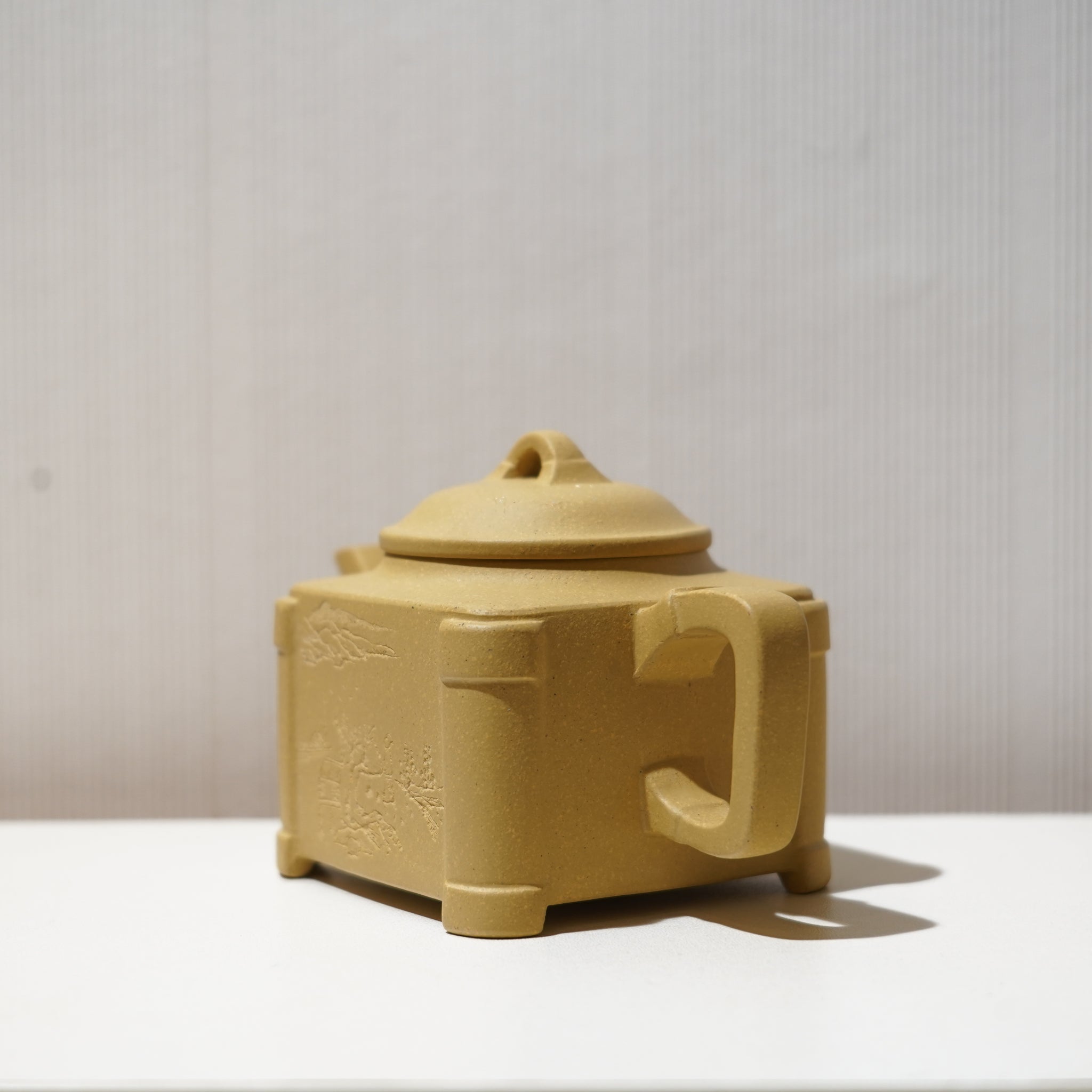 【四方】段泥雕刻紫砂茶壺