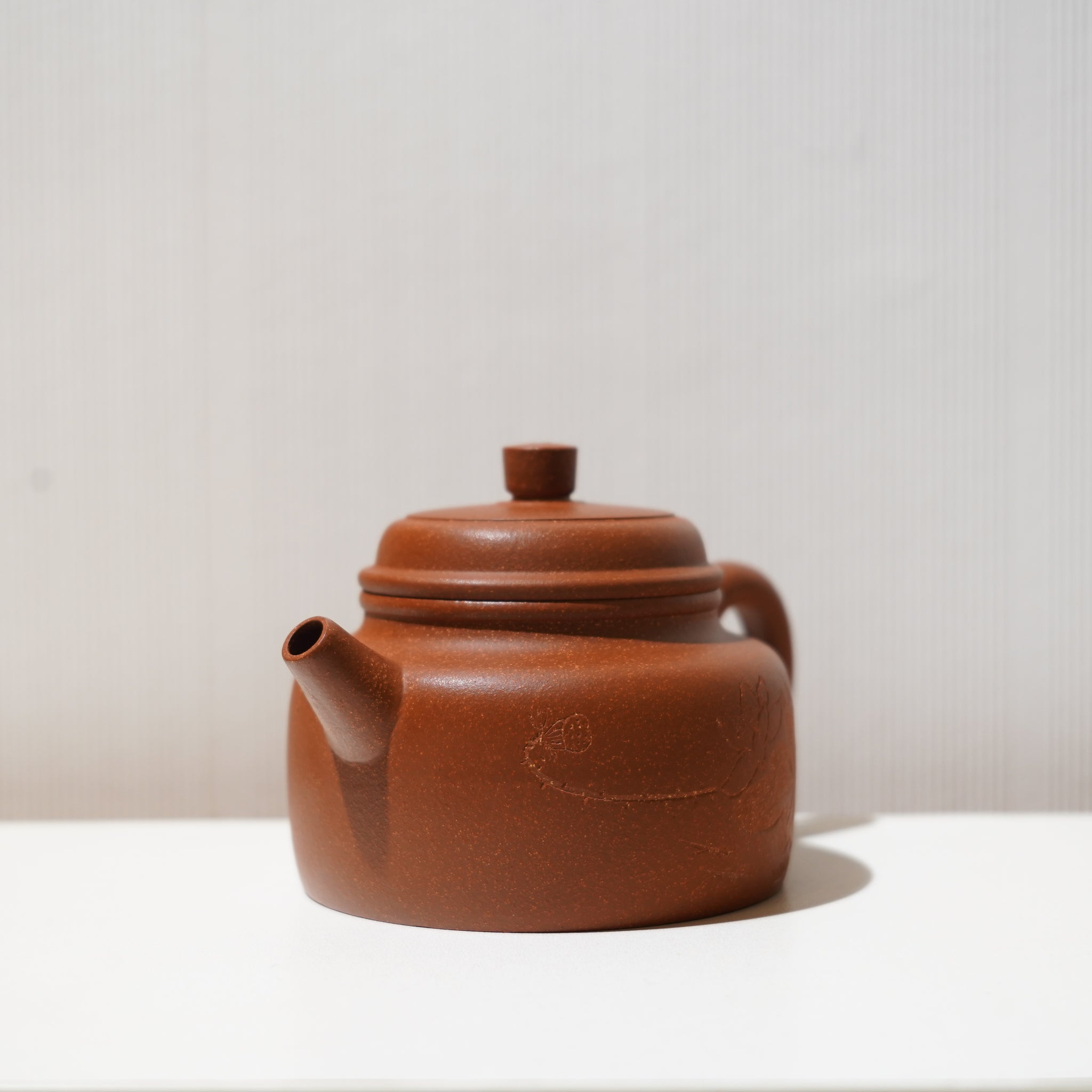 【德鐘】降坡泥雕刻紫砂茶壺