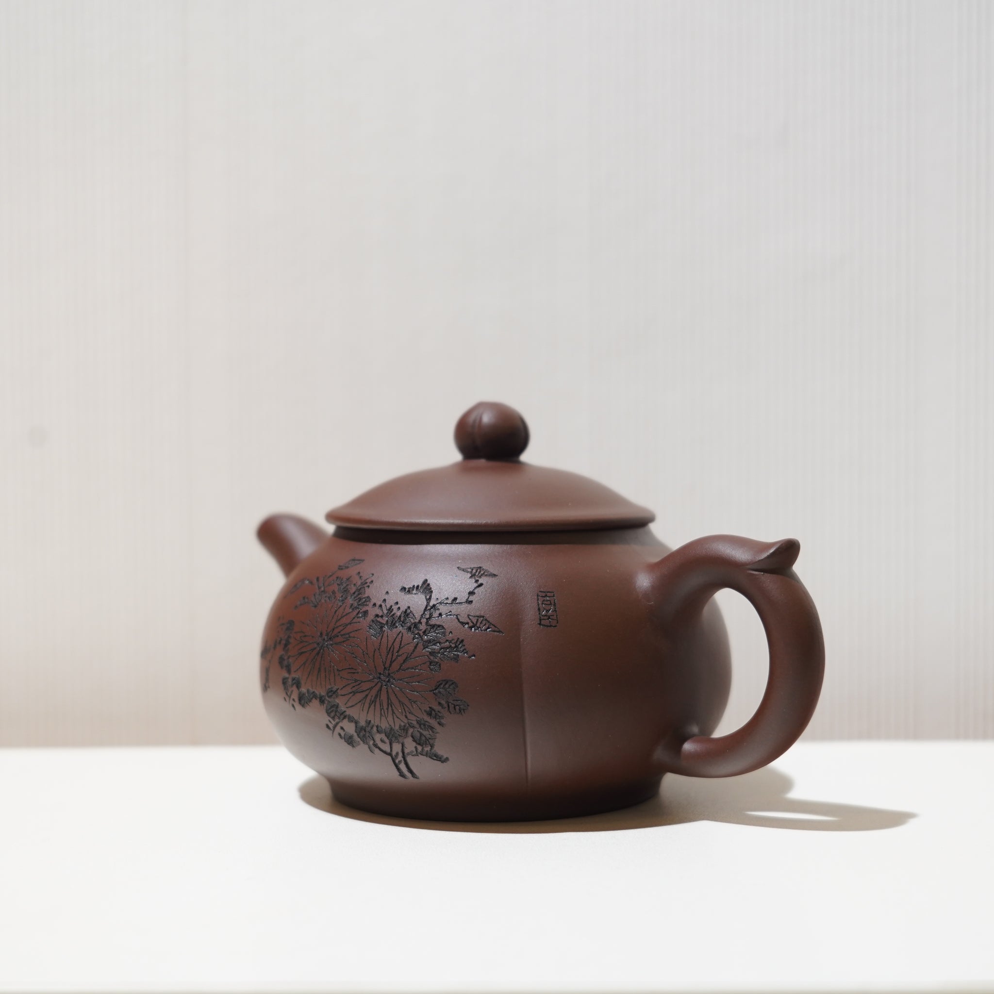 【菊蕾】紫泥刻畫紫砂茶壺