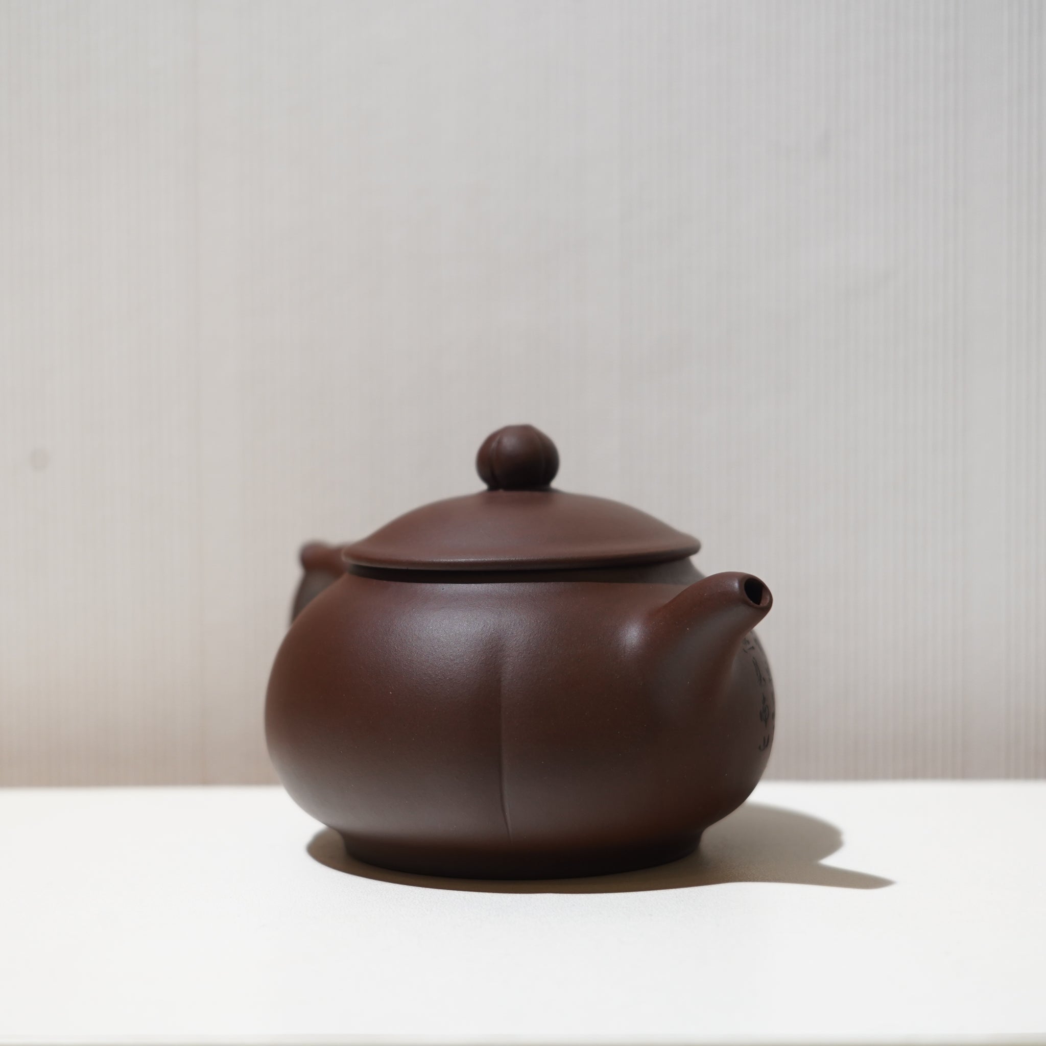 【菊蕾】紫泥刻畫紫砂茶壺