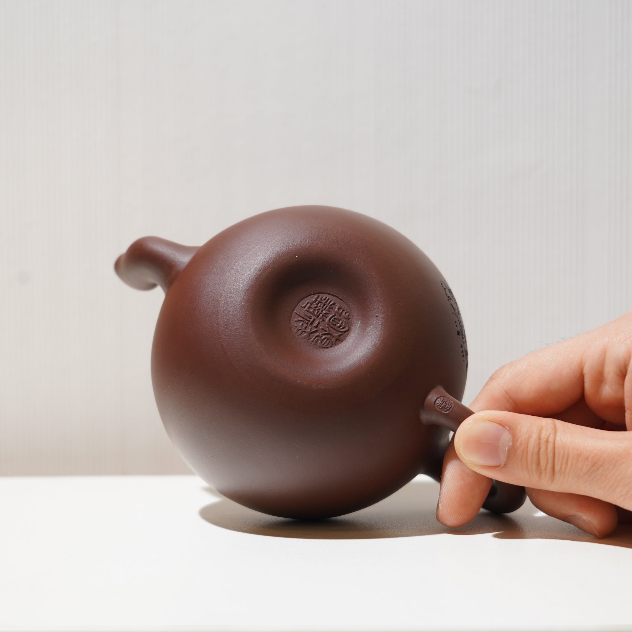 【一粒珠】原礦紫泥刻畫紫砂茶壺