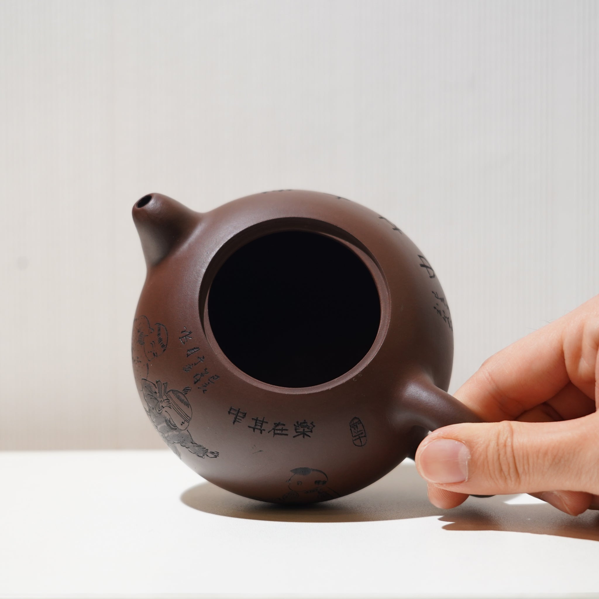 【頂珠】紫泥刻畫紫砂茶壺