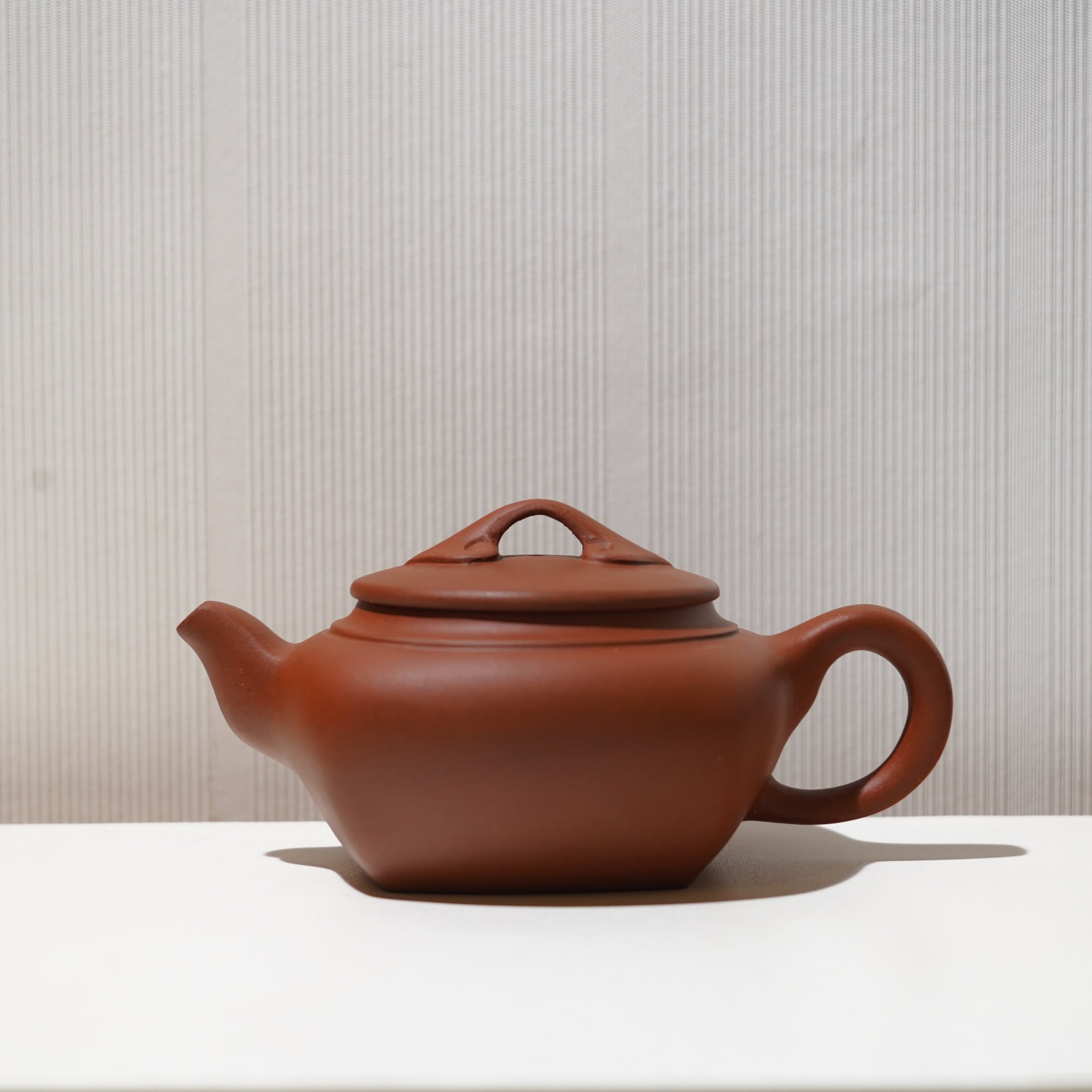 【四方】降坡泥簡意紫砂茶壺