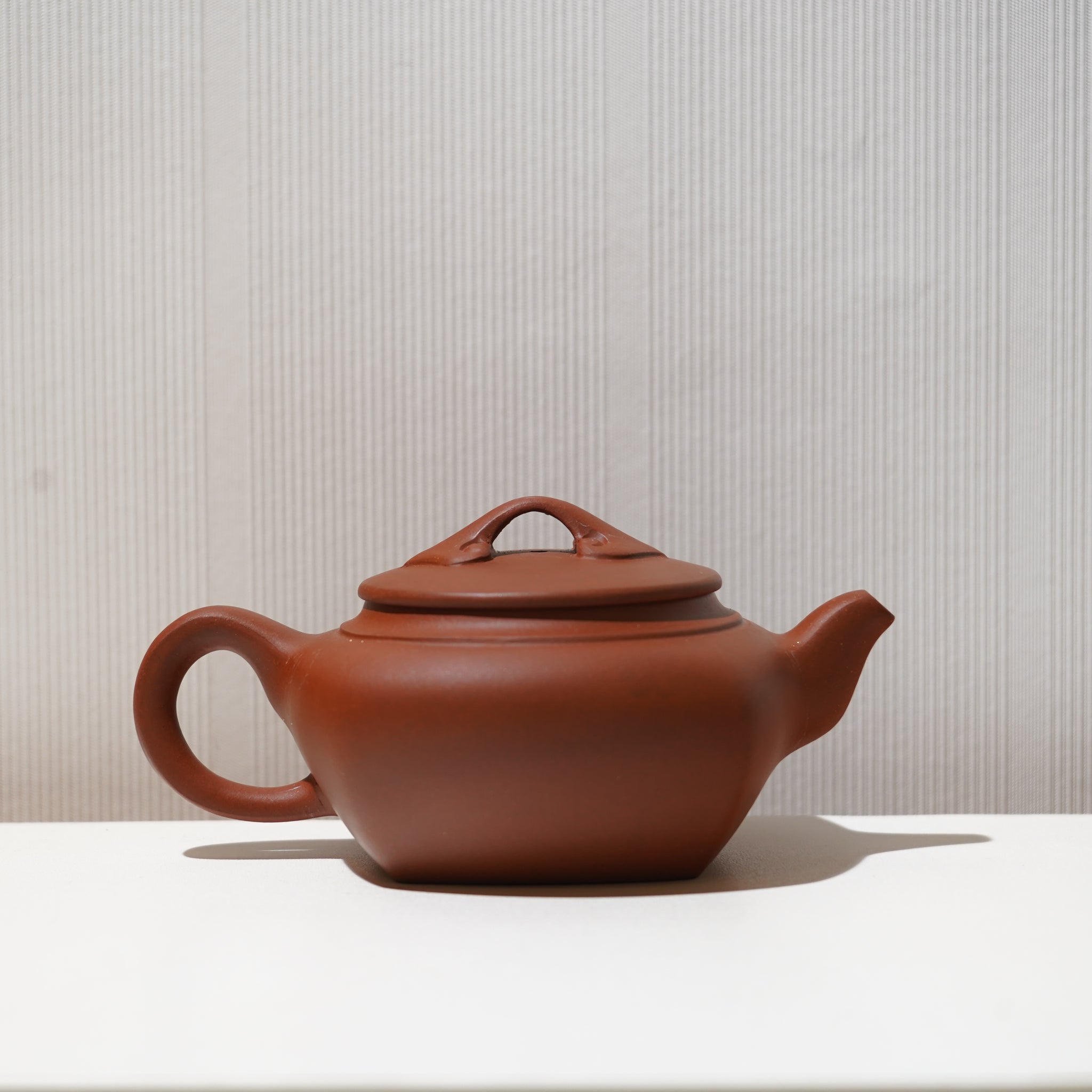 【四方】降坡泥簡意紫砂茶壺