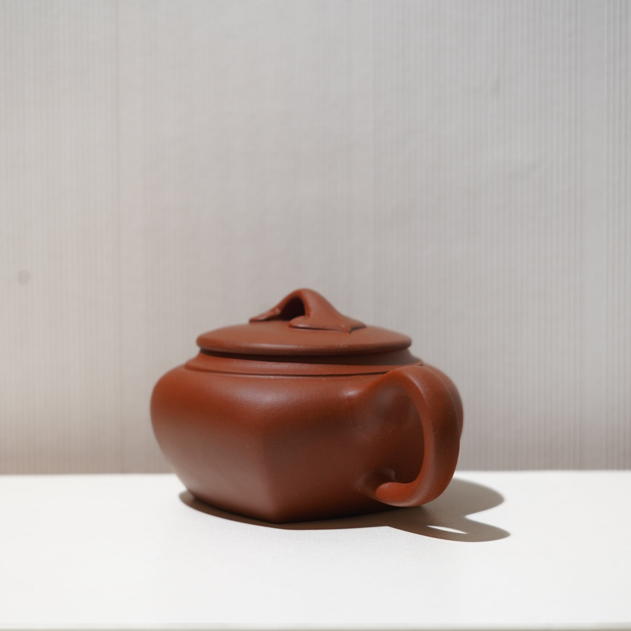 【四方】降坡泥簡意紫砂茶壺