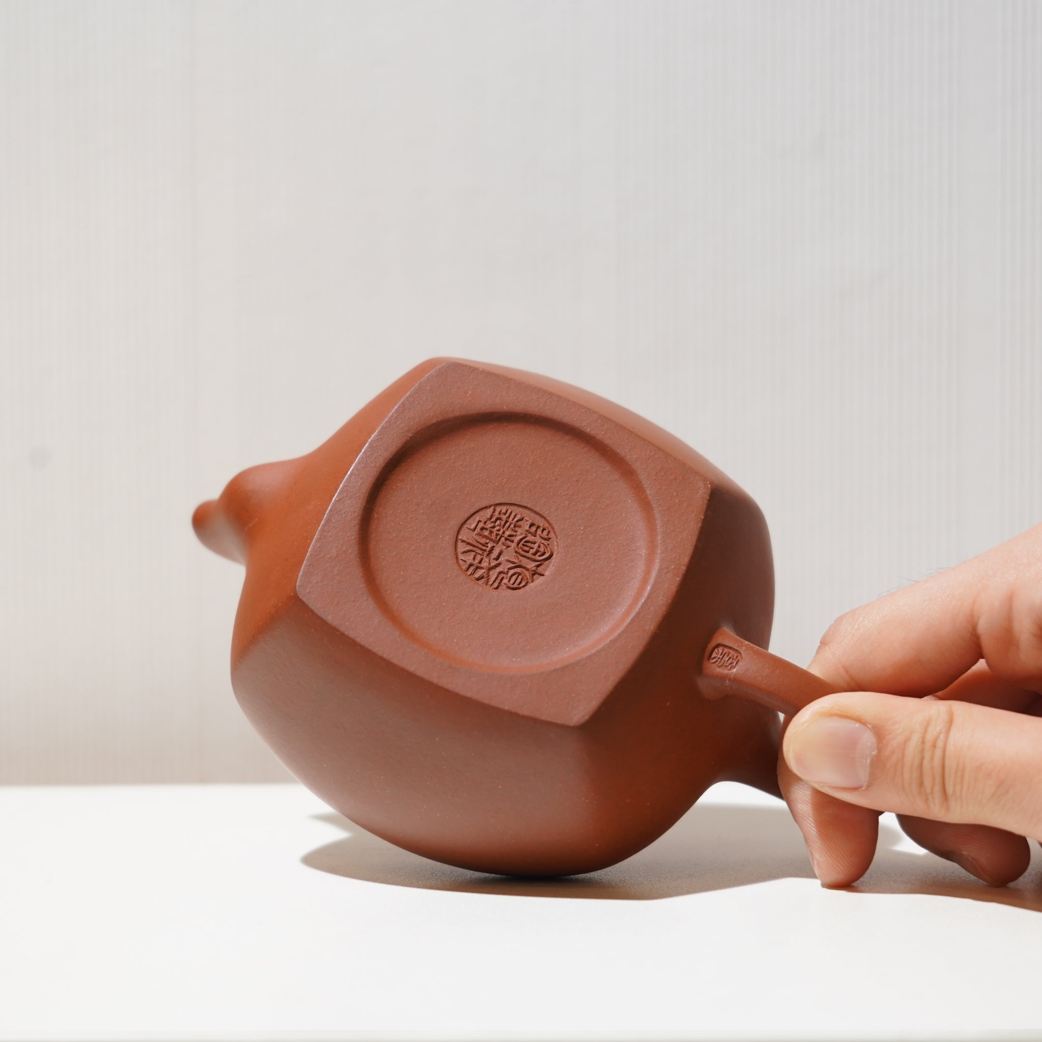 【四方】降坡泥簡意紫砂茶壺